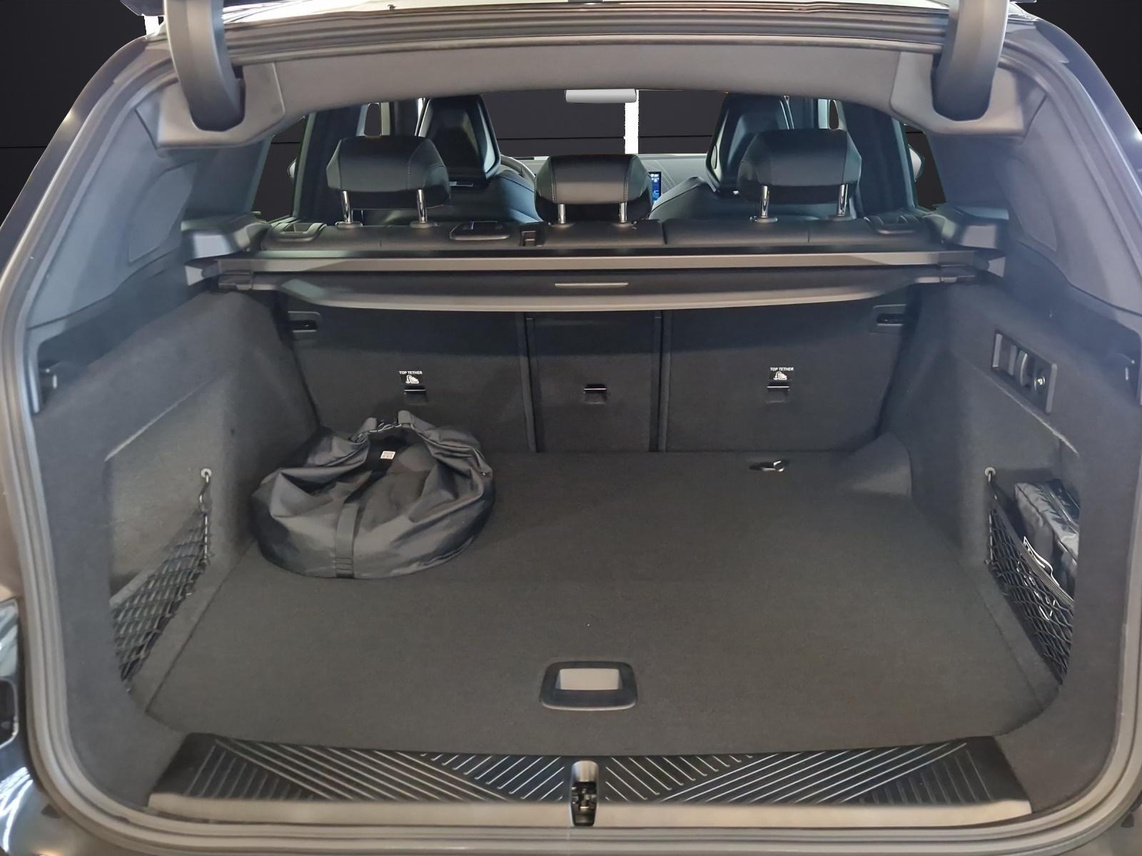 BMW X3 30e xDrive-image-12