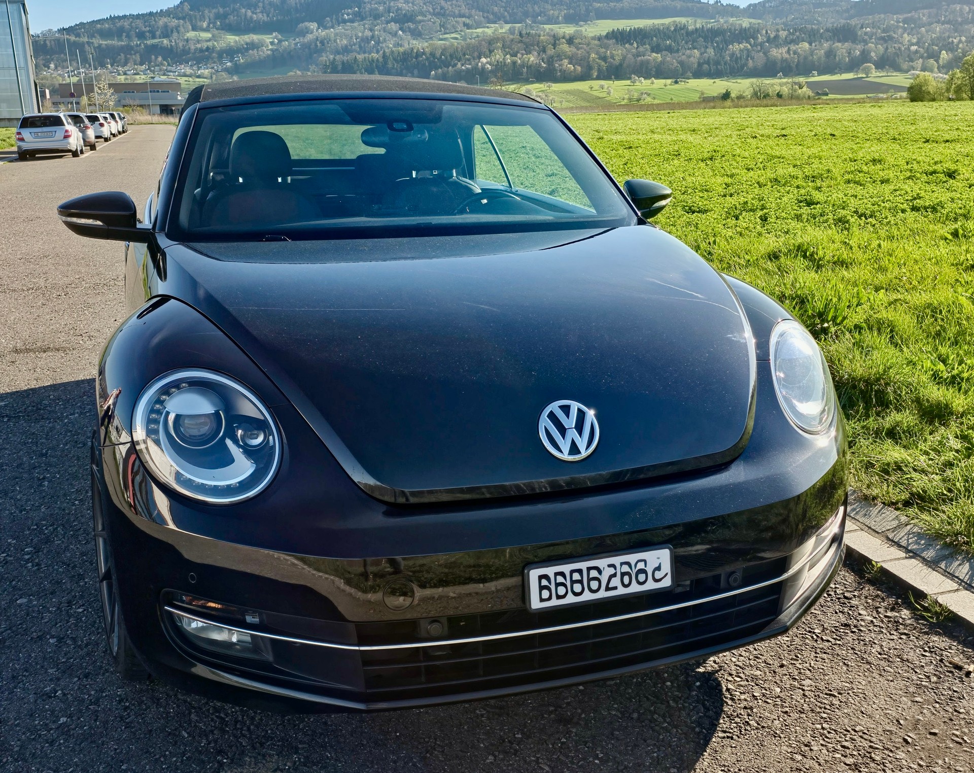 VW Beetle Cabrio 1.4 TSI BMT Design DSG-image-3