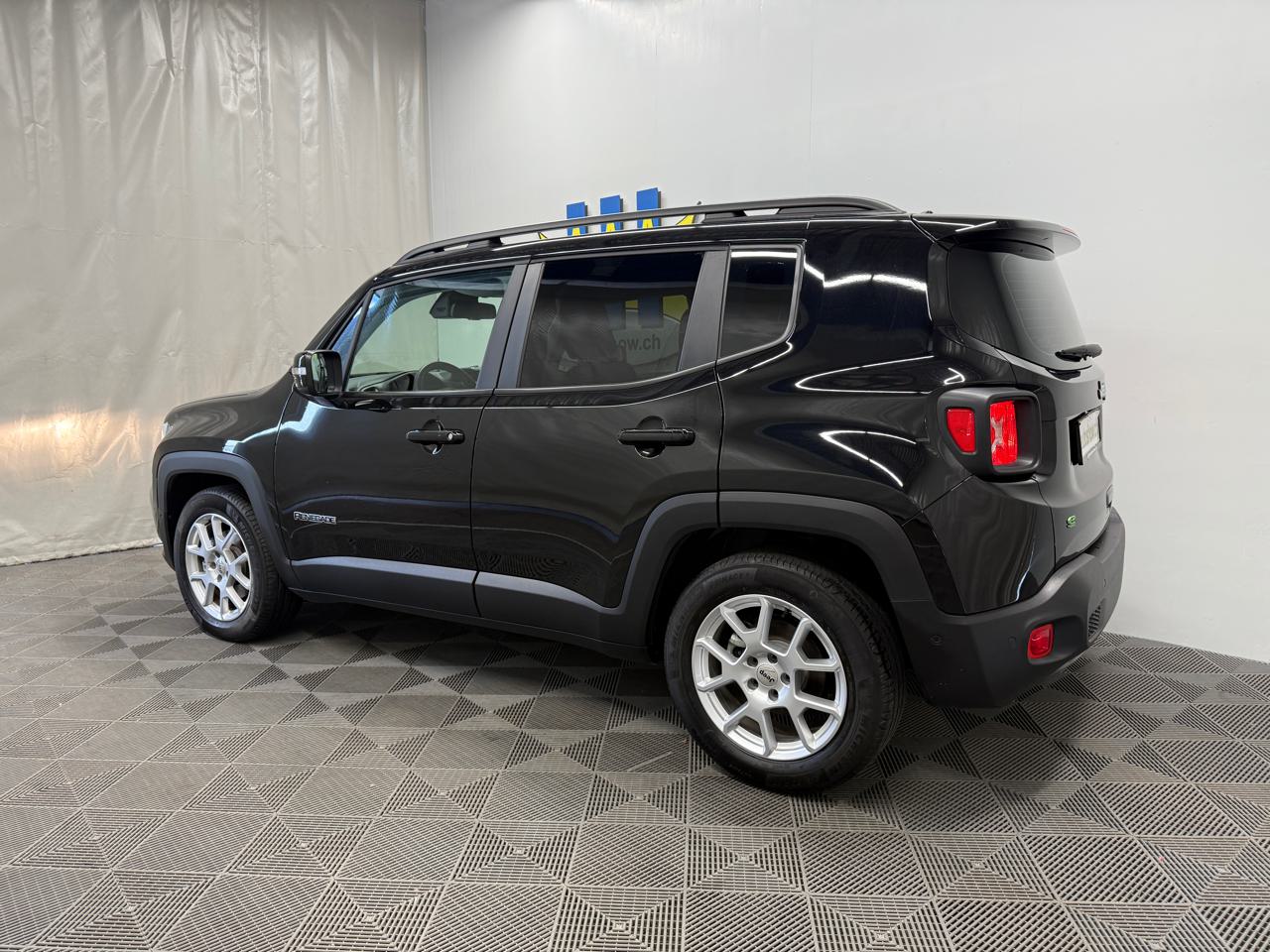JEEP Renegade 1.5 Turbo MHEV Limited-showroom-element-1