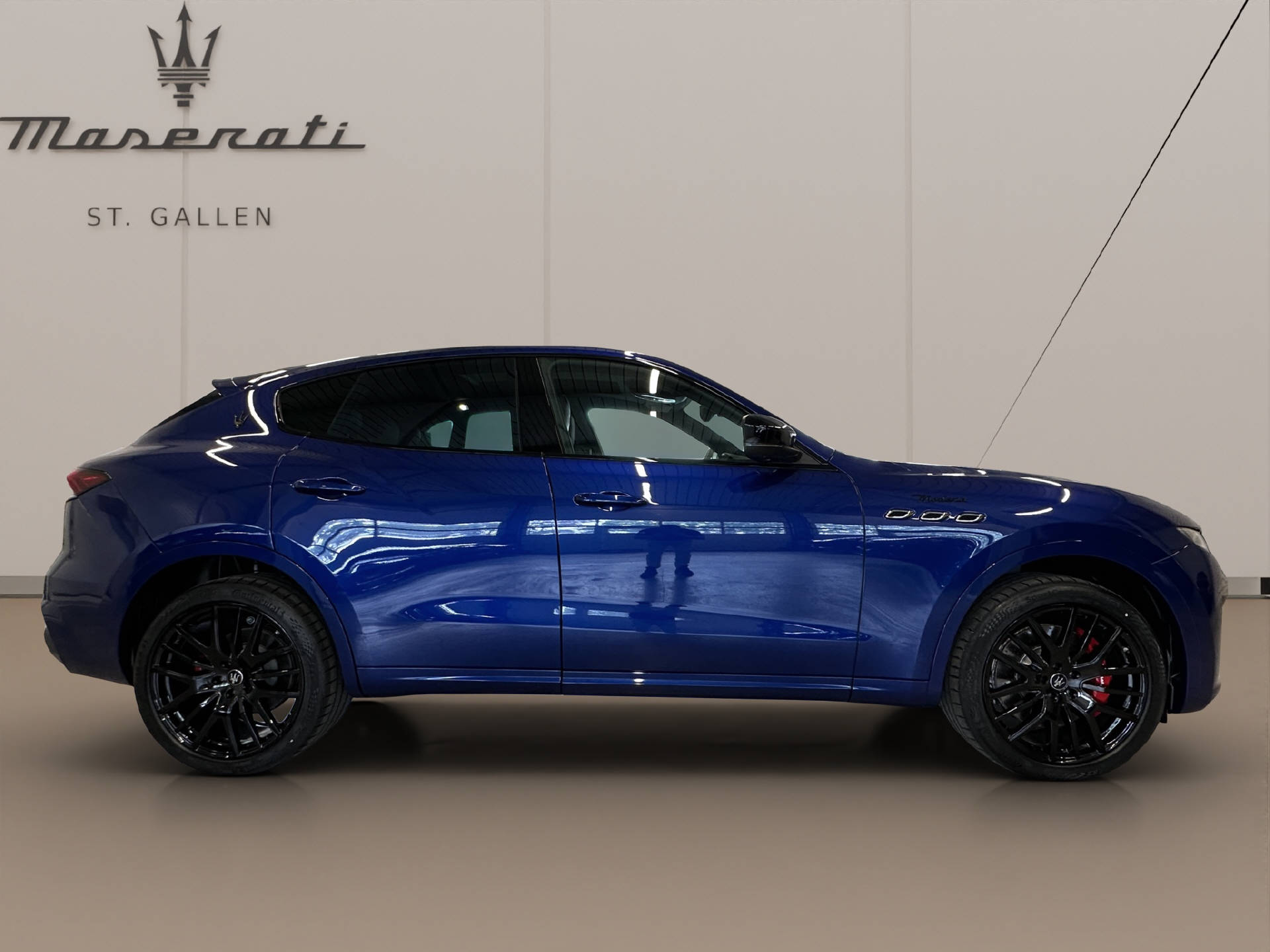 MASERATI Levante 3.0 V6 Modena Ultima-showroom-element-3