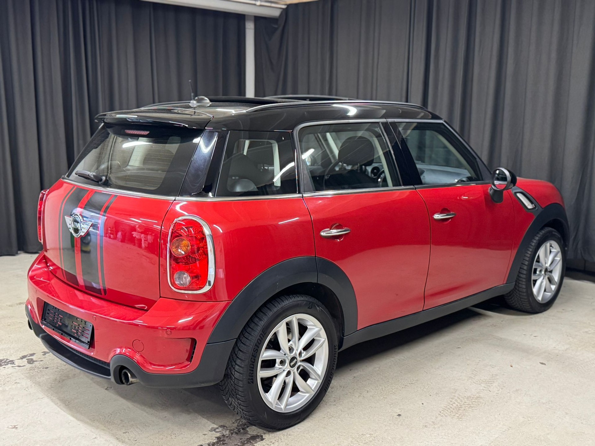 MINI Countryman Cooper S ALL4 Steptronic-image-3