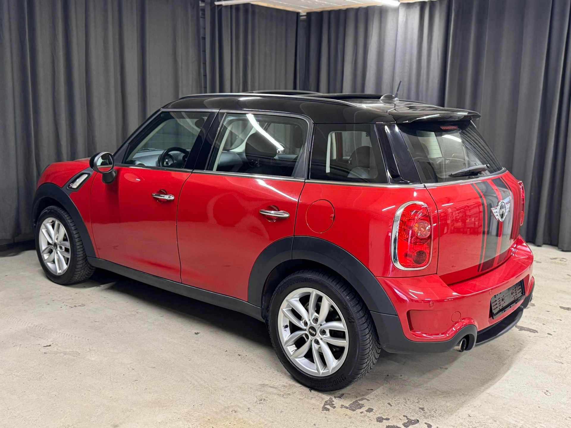 MINI Countryman Cooper S ALL4 Steptronic-image-4