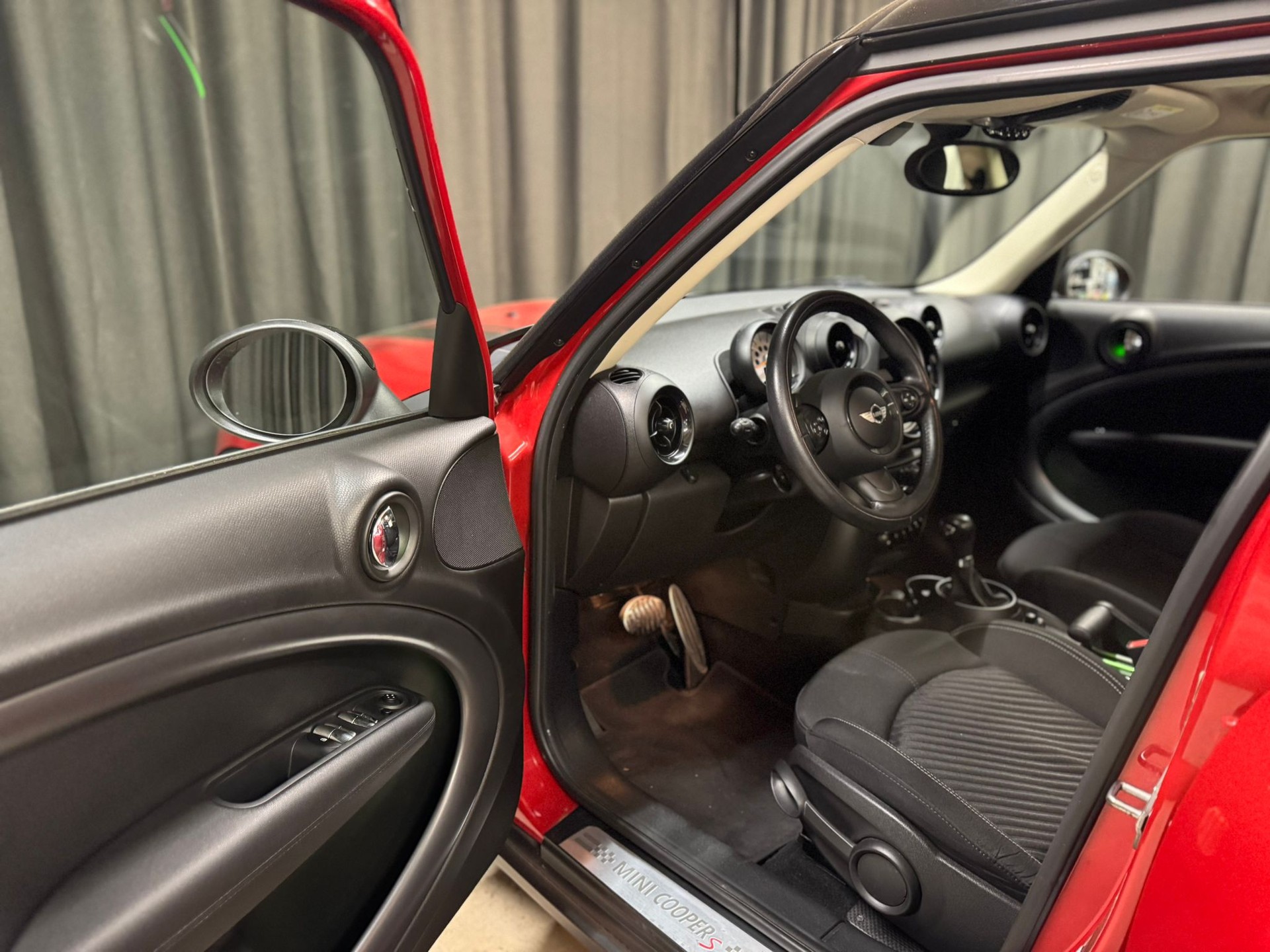 MINI Countryman Cooper S ALL4 Steptronic-image-8