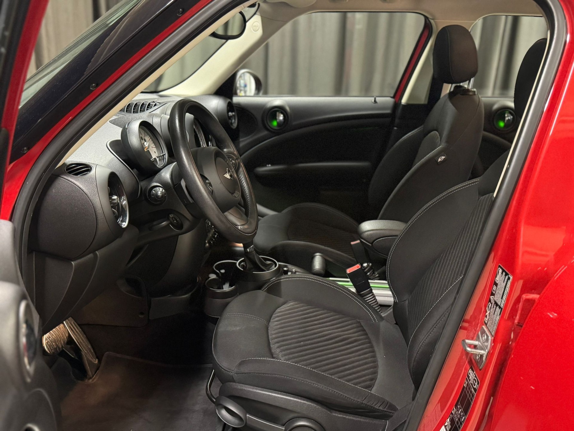 MINI Countryman Cooper S ALL4 Steptronic-image-6
