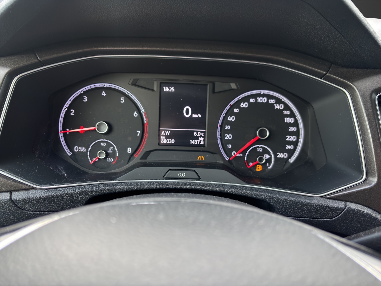 VW T-Roc 1.0 TSI Advance-image-5