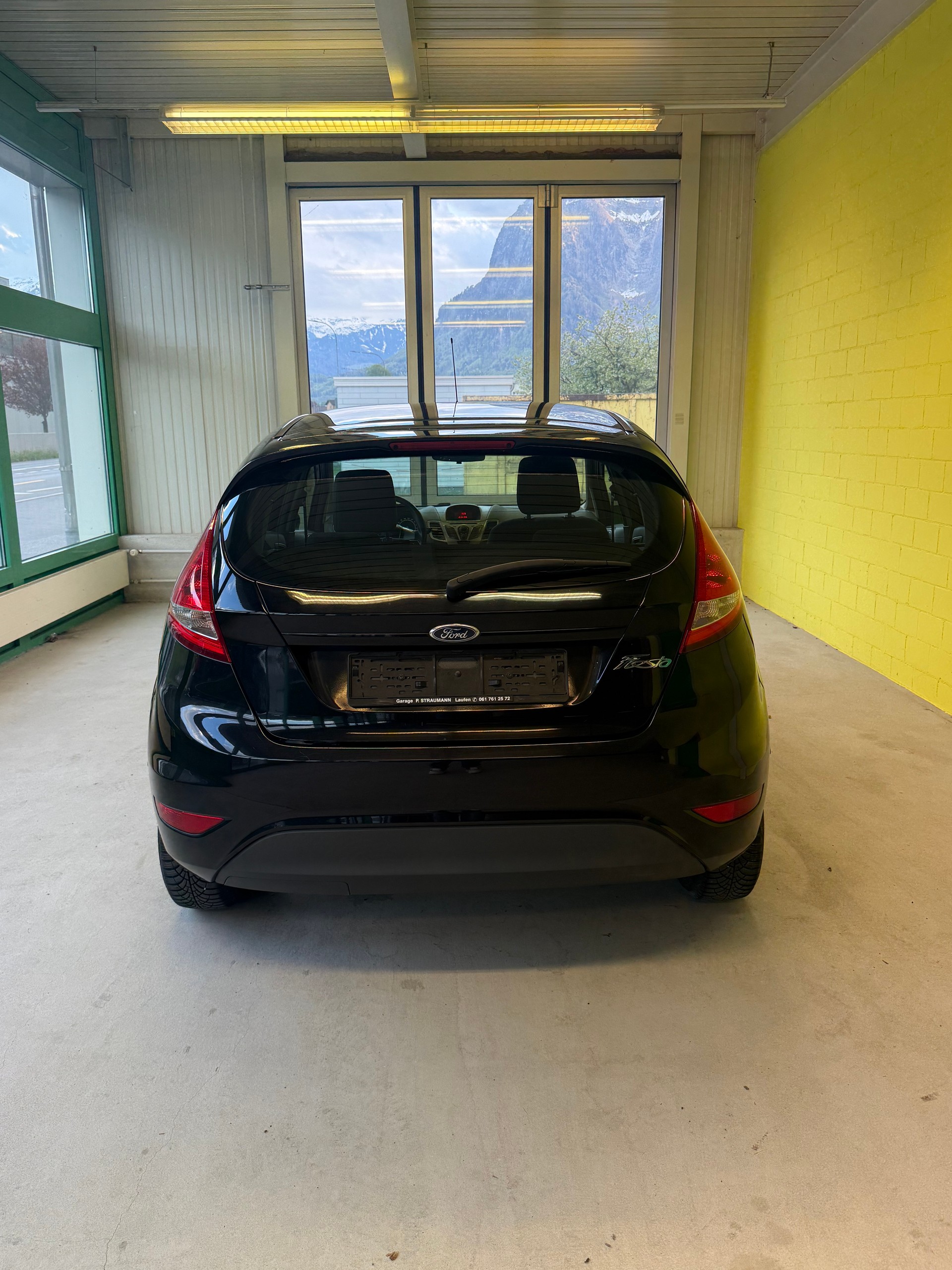 FORD Fiesta 1.4 16V Colourline-image-8