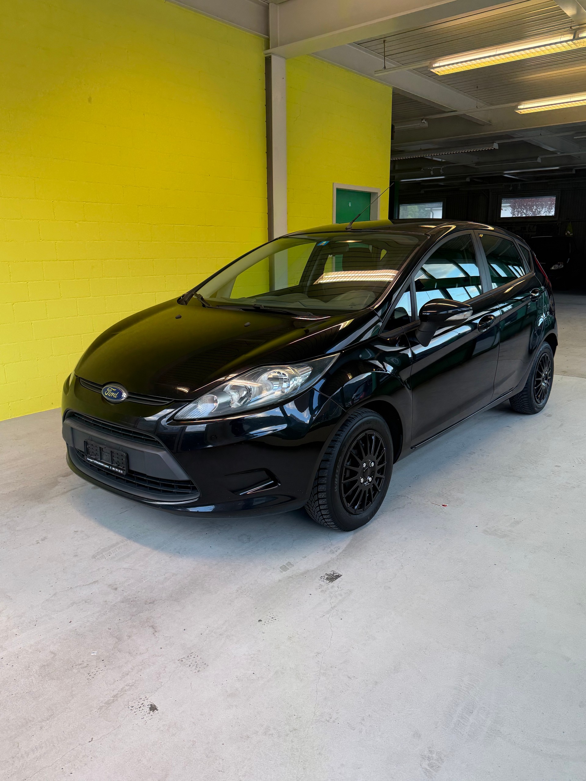 FORD Fiesta 1.4 16V Colourline