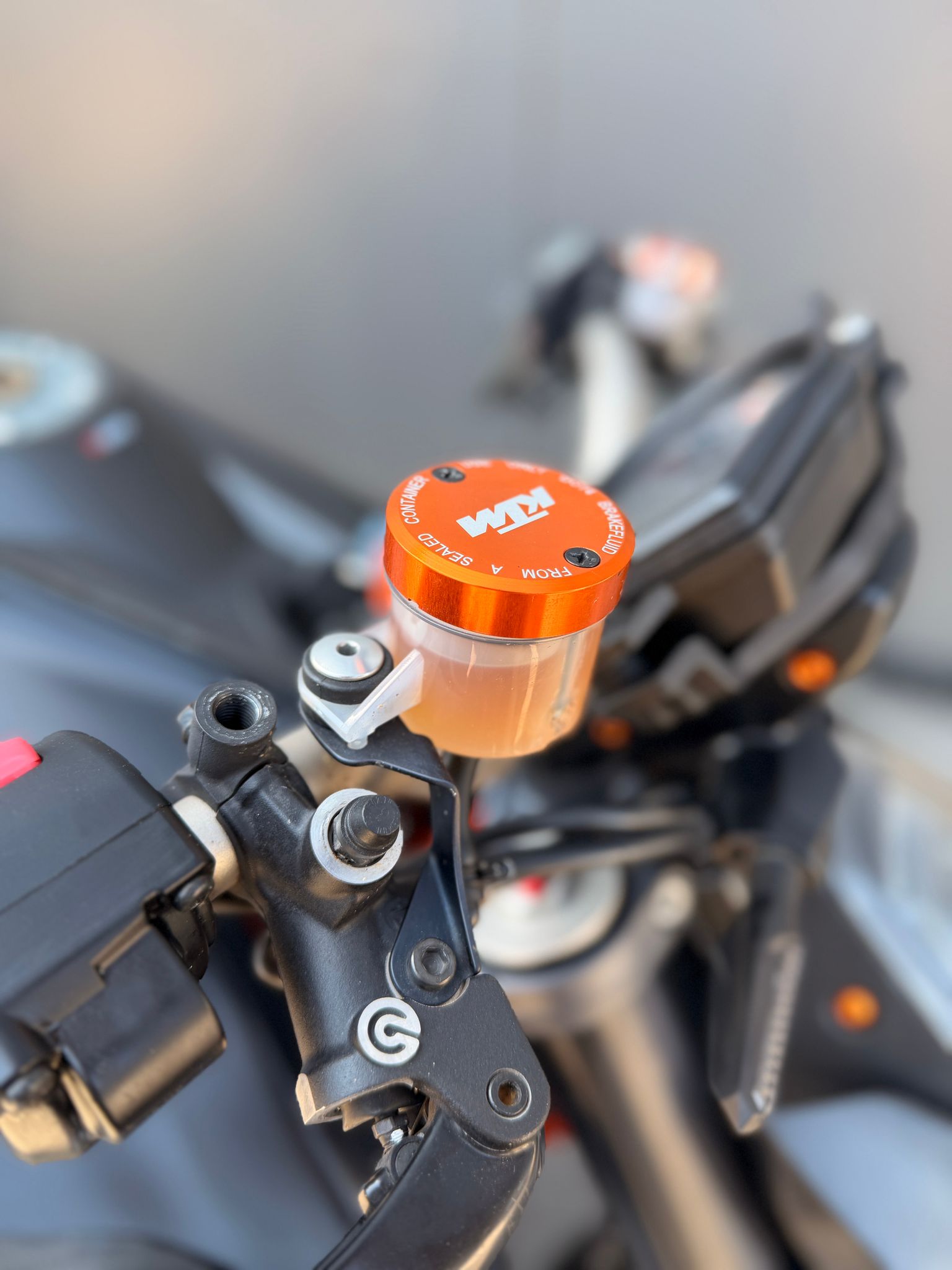 KTM 1290 Super Duke R-image-3