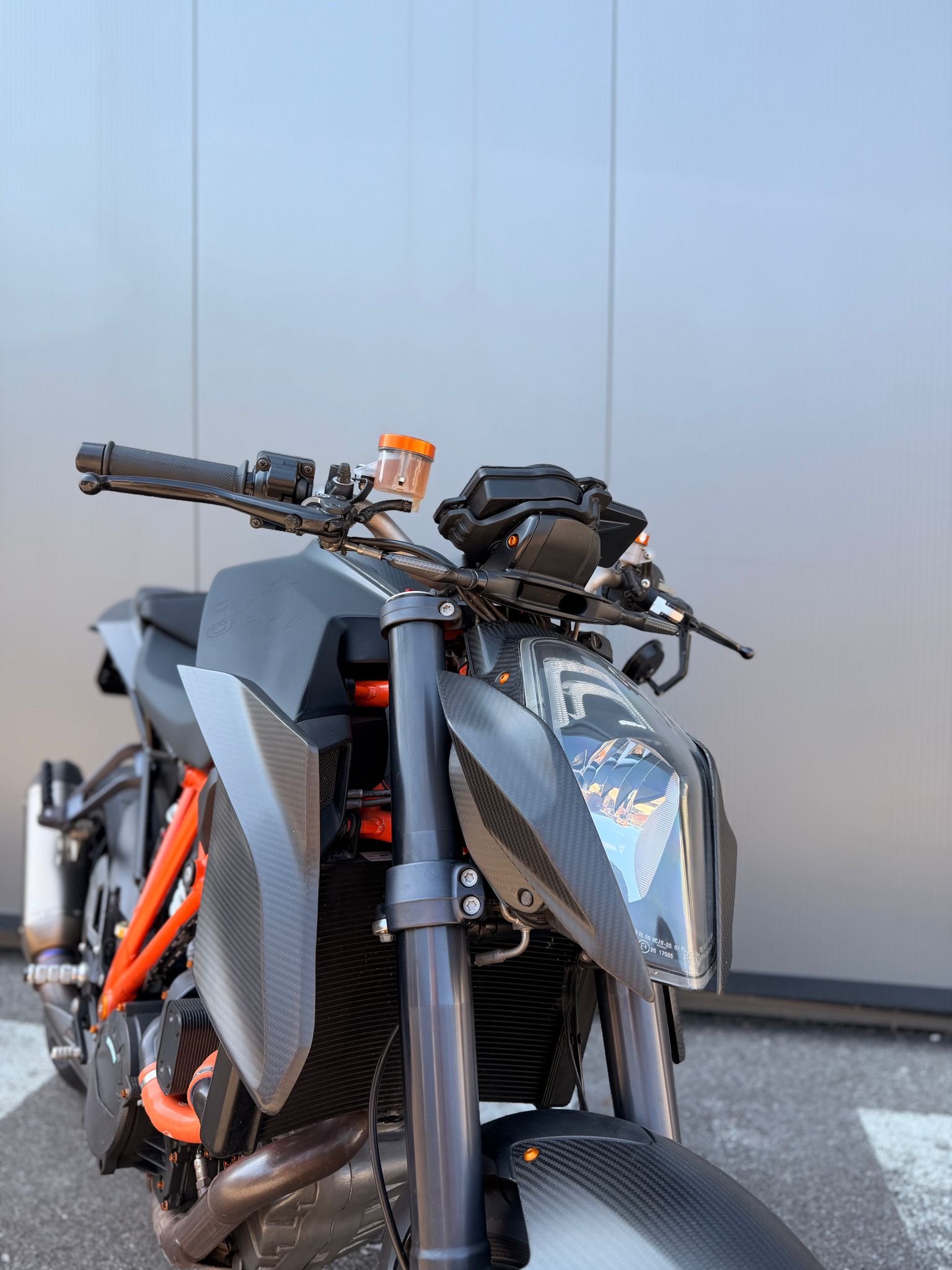 KTM 1290 Super Duke R-image-2