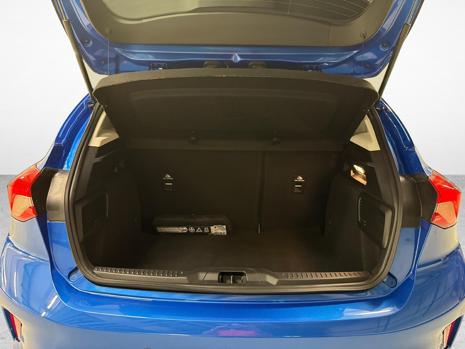 FORD Focus 1.0i EcoB 125 Cool & Connect-image-18