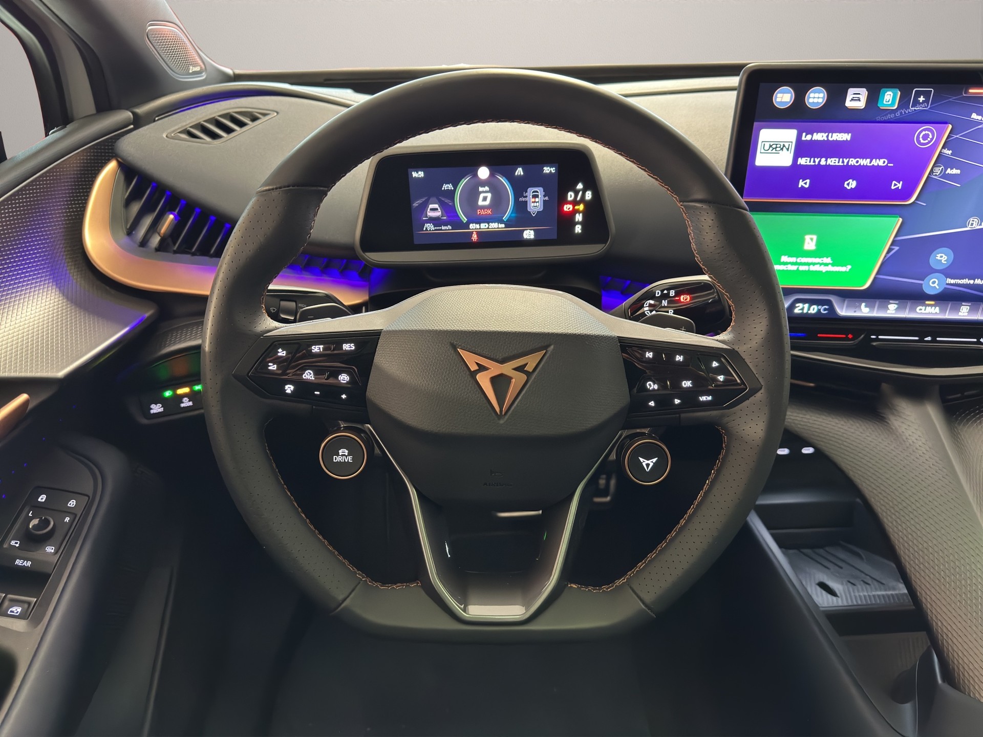 CUPRA Tavascan Type 9 77 kWh VZ Adrenaline-image-12