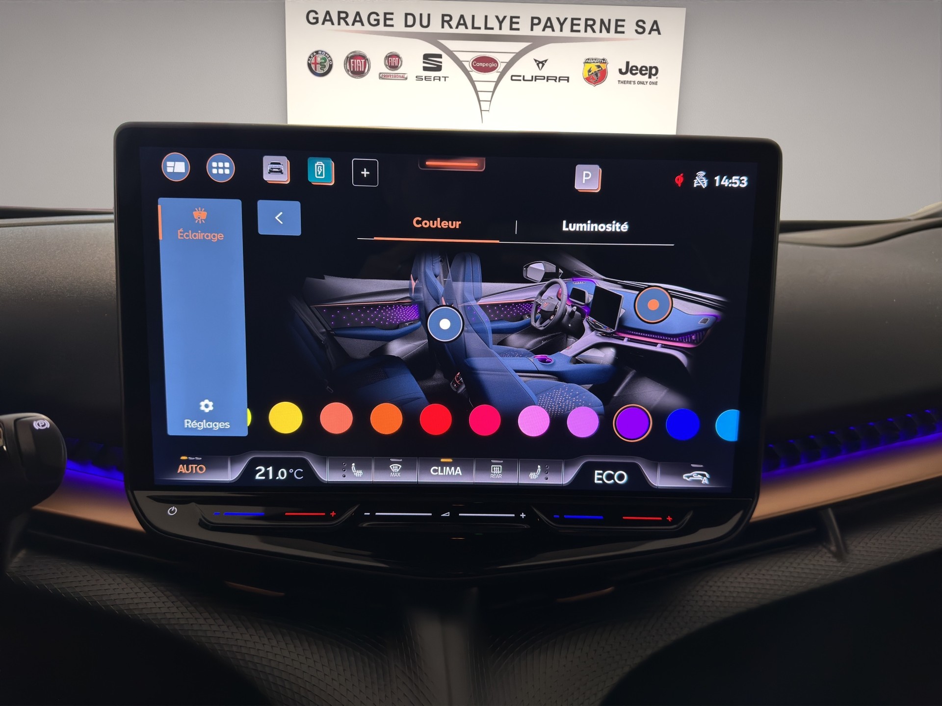 CUPRA Tavascan Type 9 77 kWh VZ Adrenaline-image-16