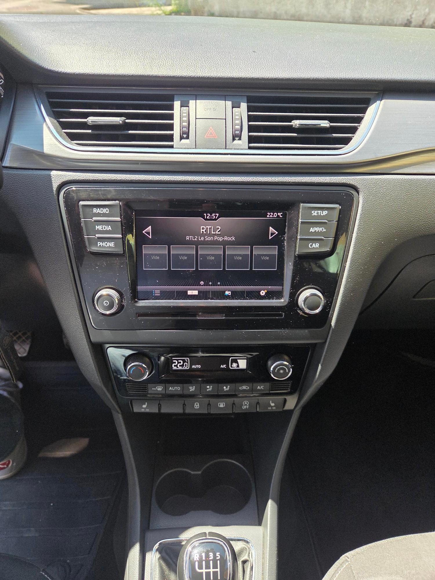 SKODA RAPID-image-4