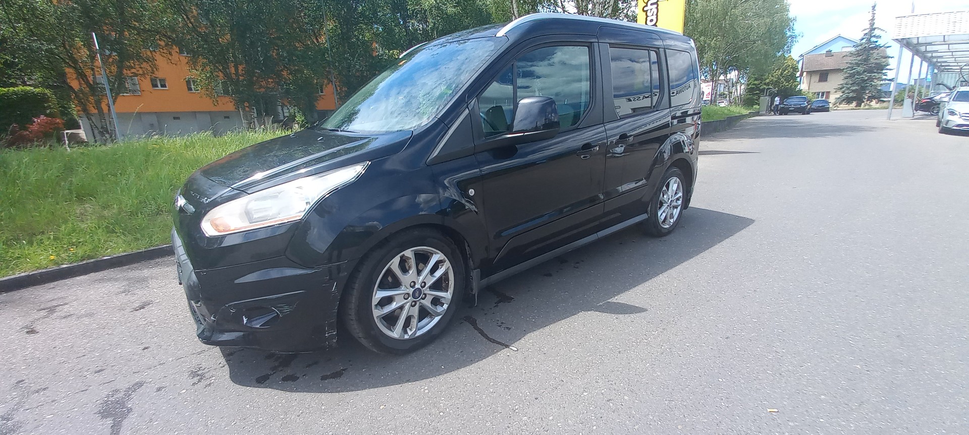 FORD Tourneo Connect 1.6 TDCi Trend-image-1