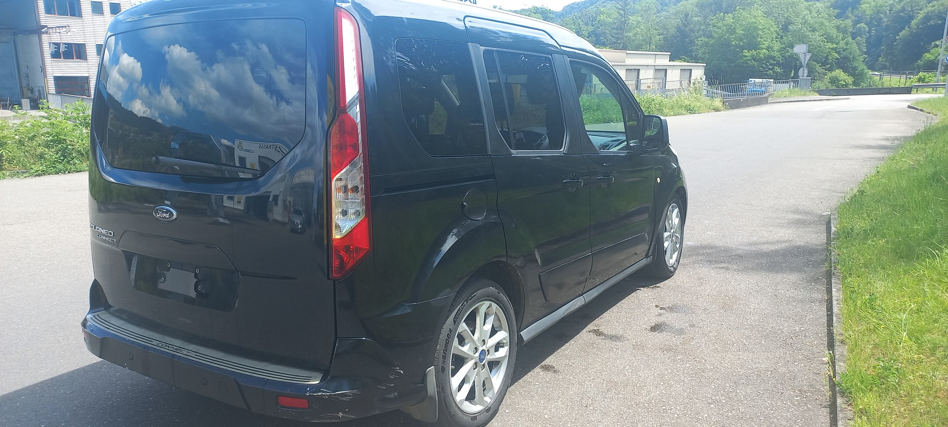 FORD Tourneo Connect 1.6 TDCi Trend-image-12