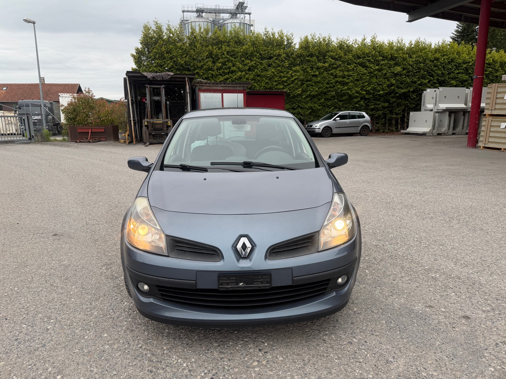 RENAULT Clio 1.6 16V Dynamique
