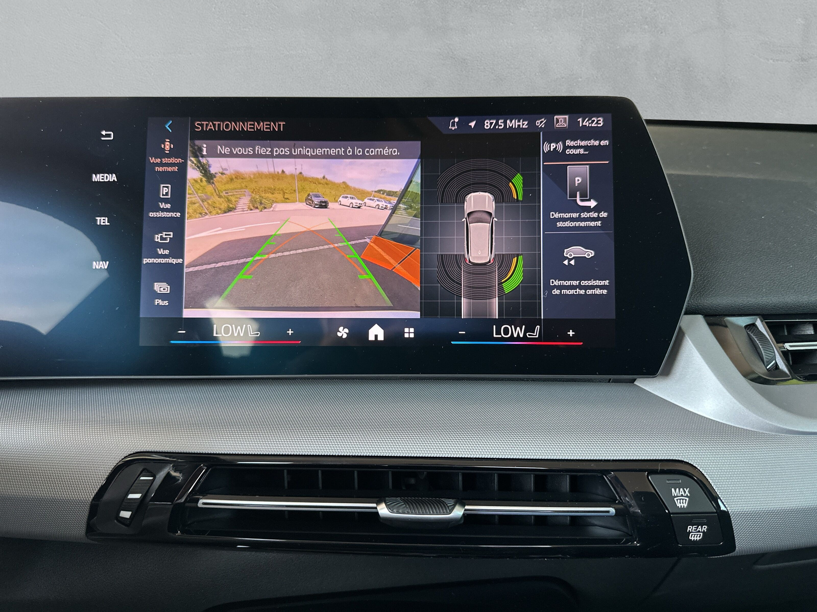 BMW X1 sDrive 18d-image-14