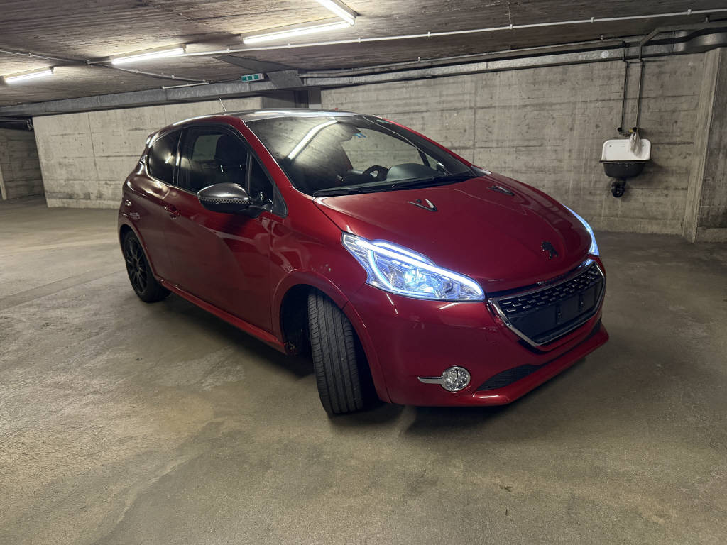 PEUGEOT 208 1.6 Turbo GTi-showroom-element-1