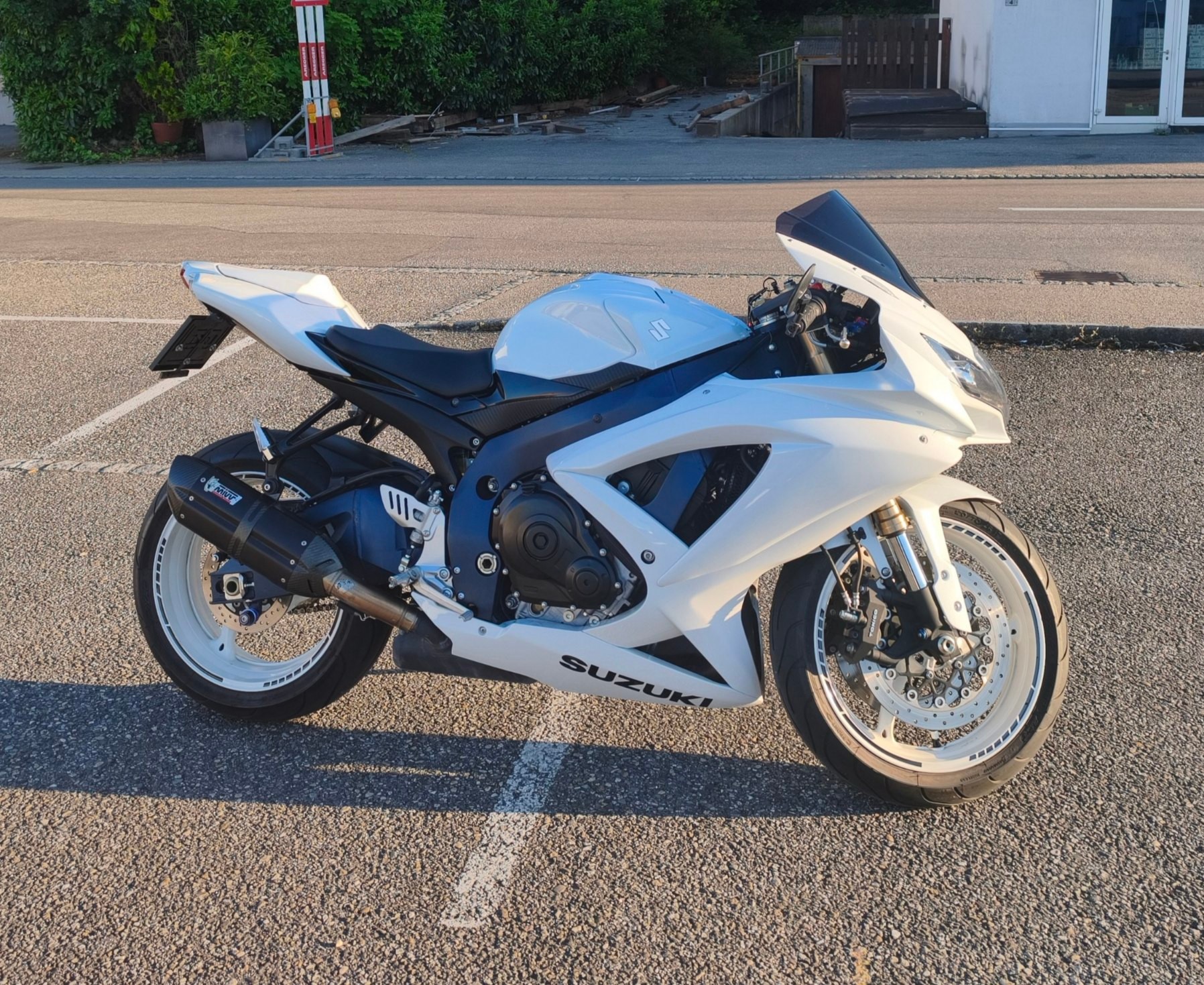 SUZUKI GSX-R 600 U L0 (25kW)-image-2