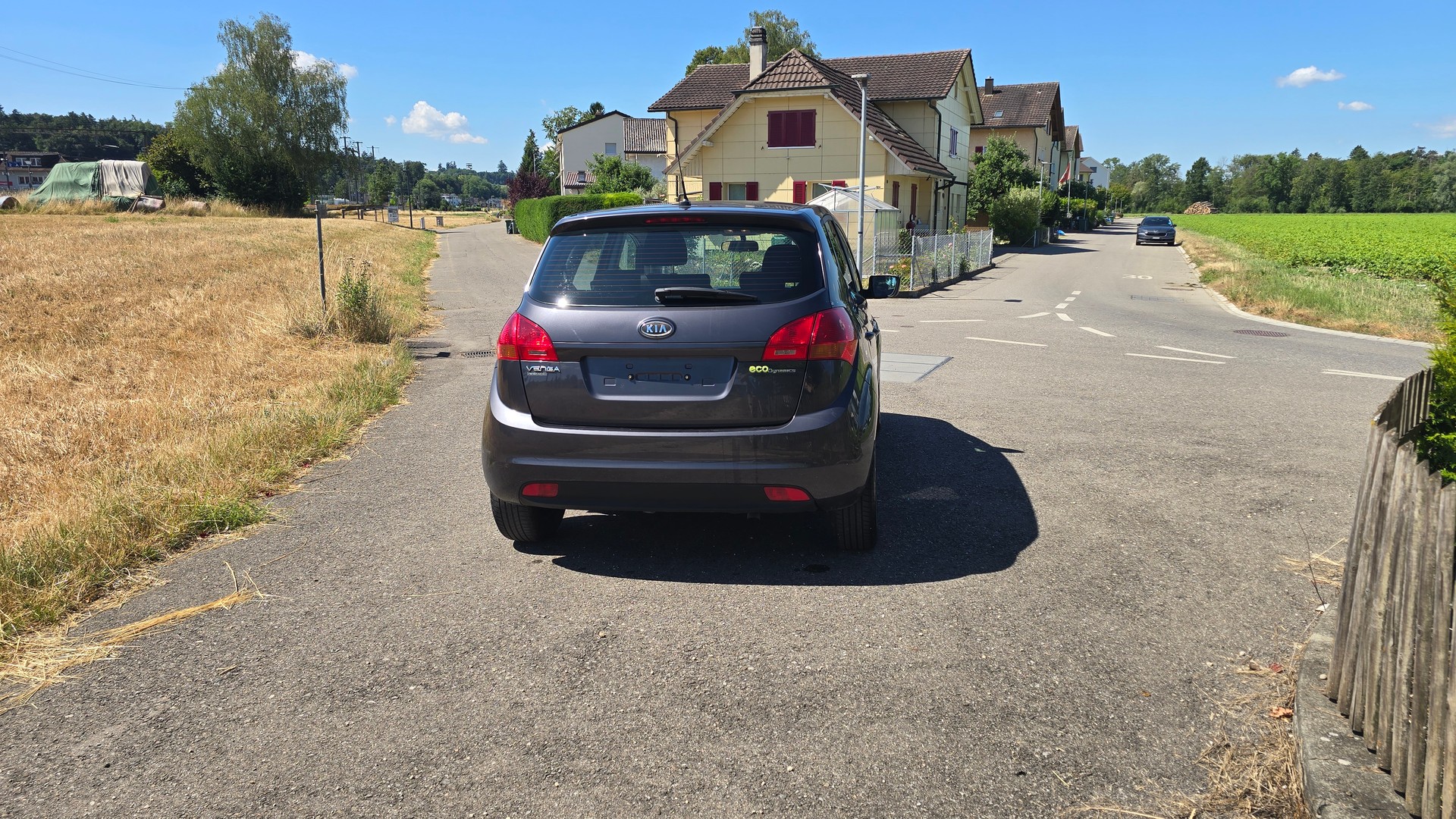 KIA Venga 1.6 CRDi _seven-showroom-element-3