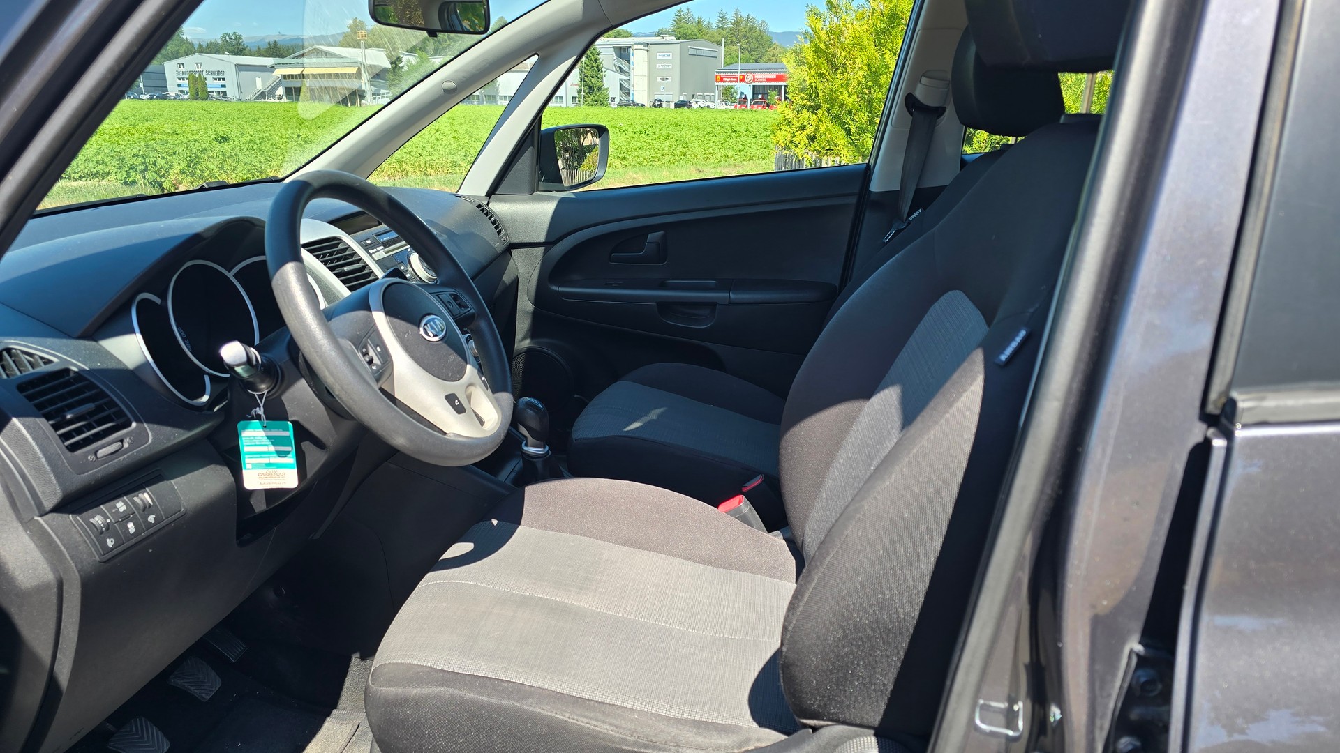 KIA Venga 1.6 CRDi _seven-image-10