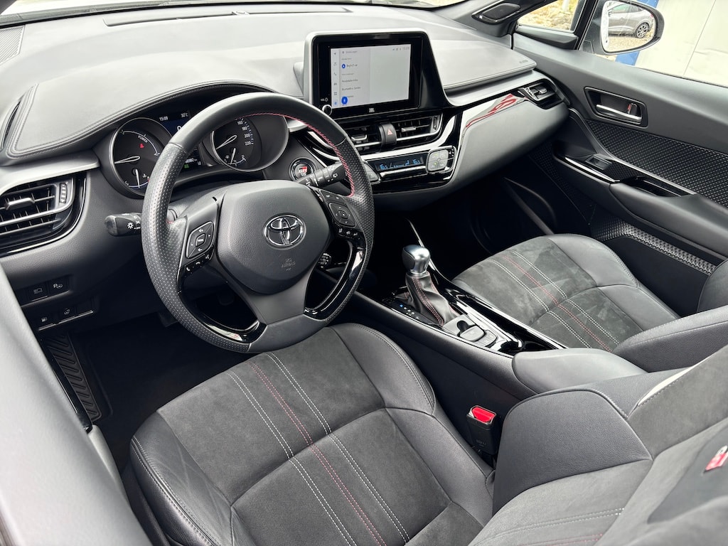 TOYOTA C-HR 2.0 HSD CVT GR Sport-image-9