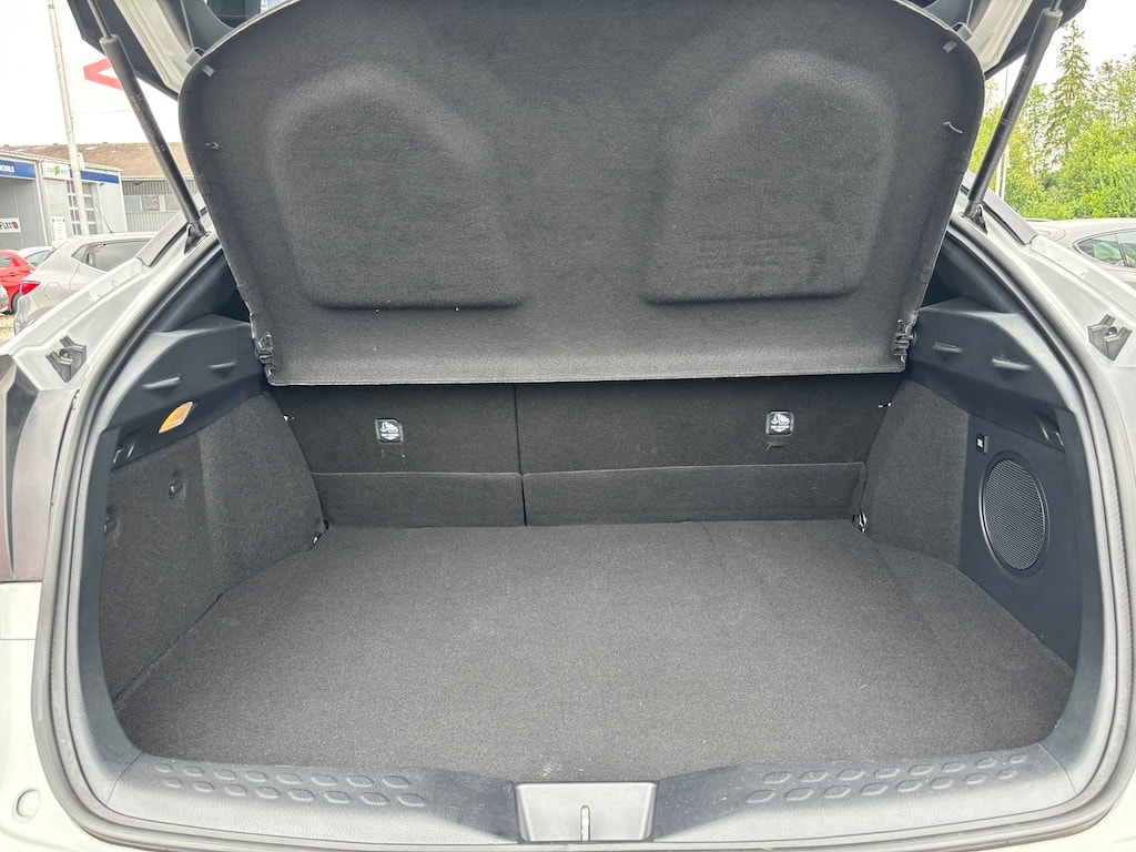 TOYOTA C-HR 2.0 HSD CVT GR Sport-image-15