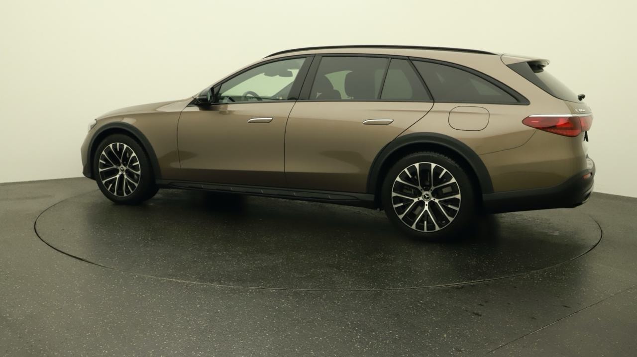 MERCEDES-BENZ E 300 de All-Terrain 4Matic EQ Hybrid 9G-Tronic-showroom-element-2