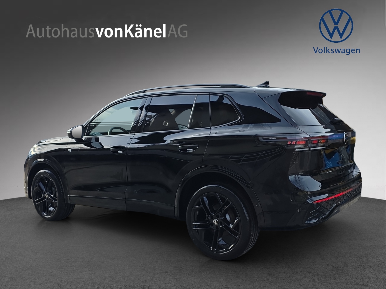 VW Tiguan 2.0 TSI DSG R-Line Plus 4Motion-showroom-element-2
