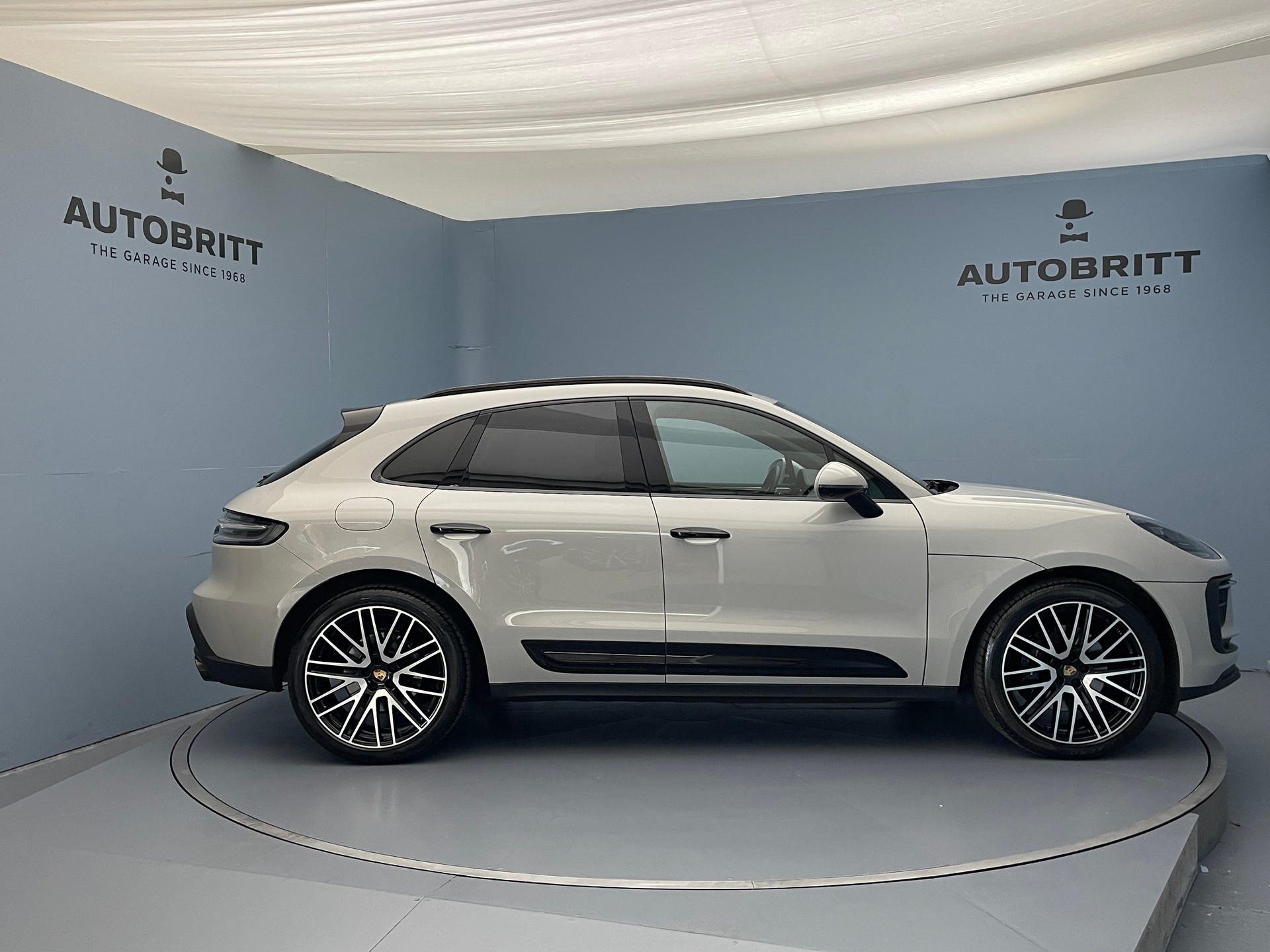 PORSCHE Macan 2.9 V6 S-showroom-element-2
