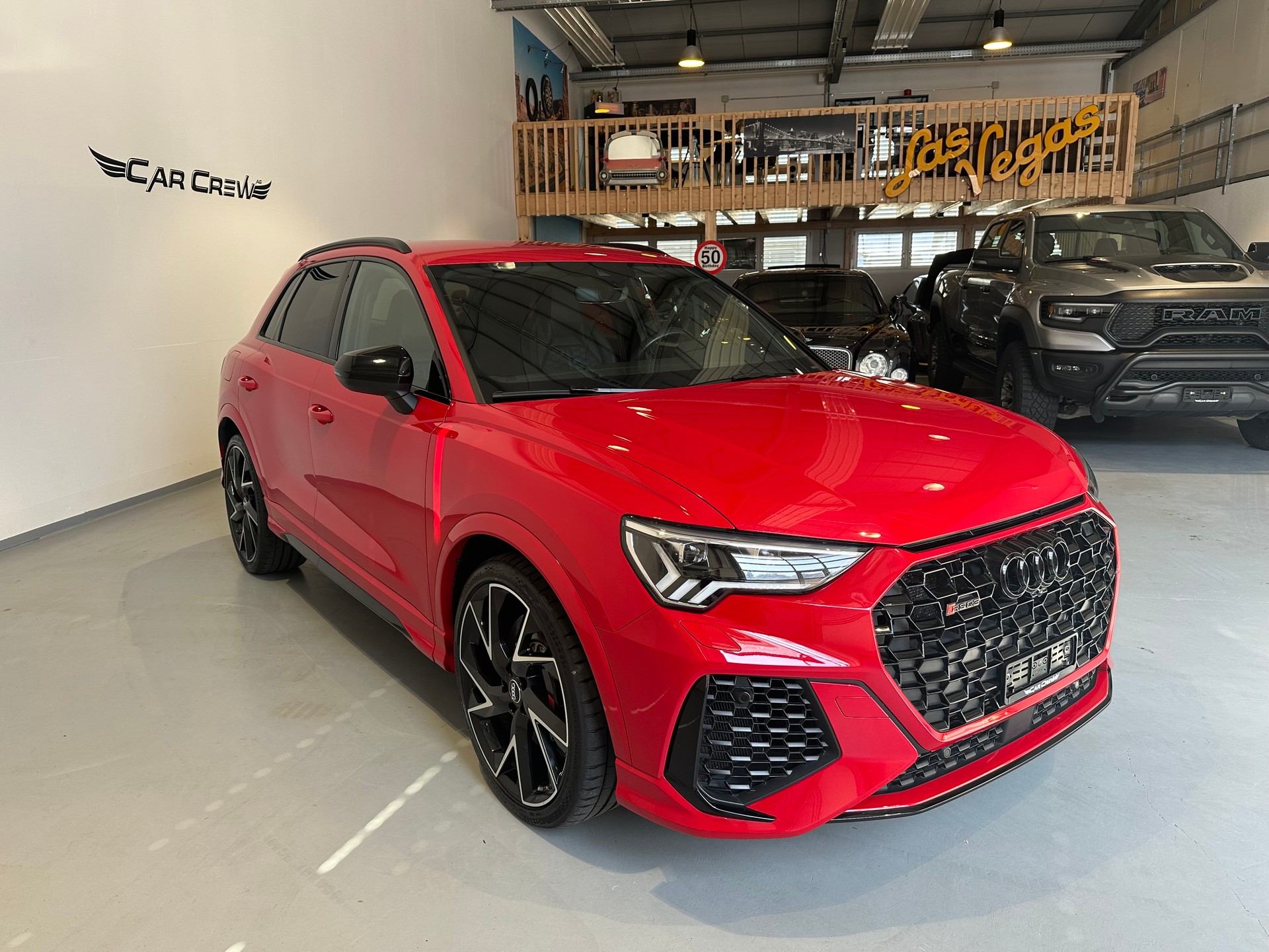 AUDI RS Q3 2.5 TFSI quattro S tronic-image-3