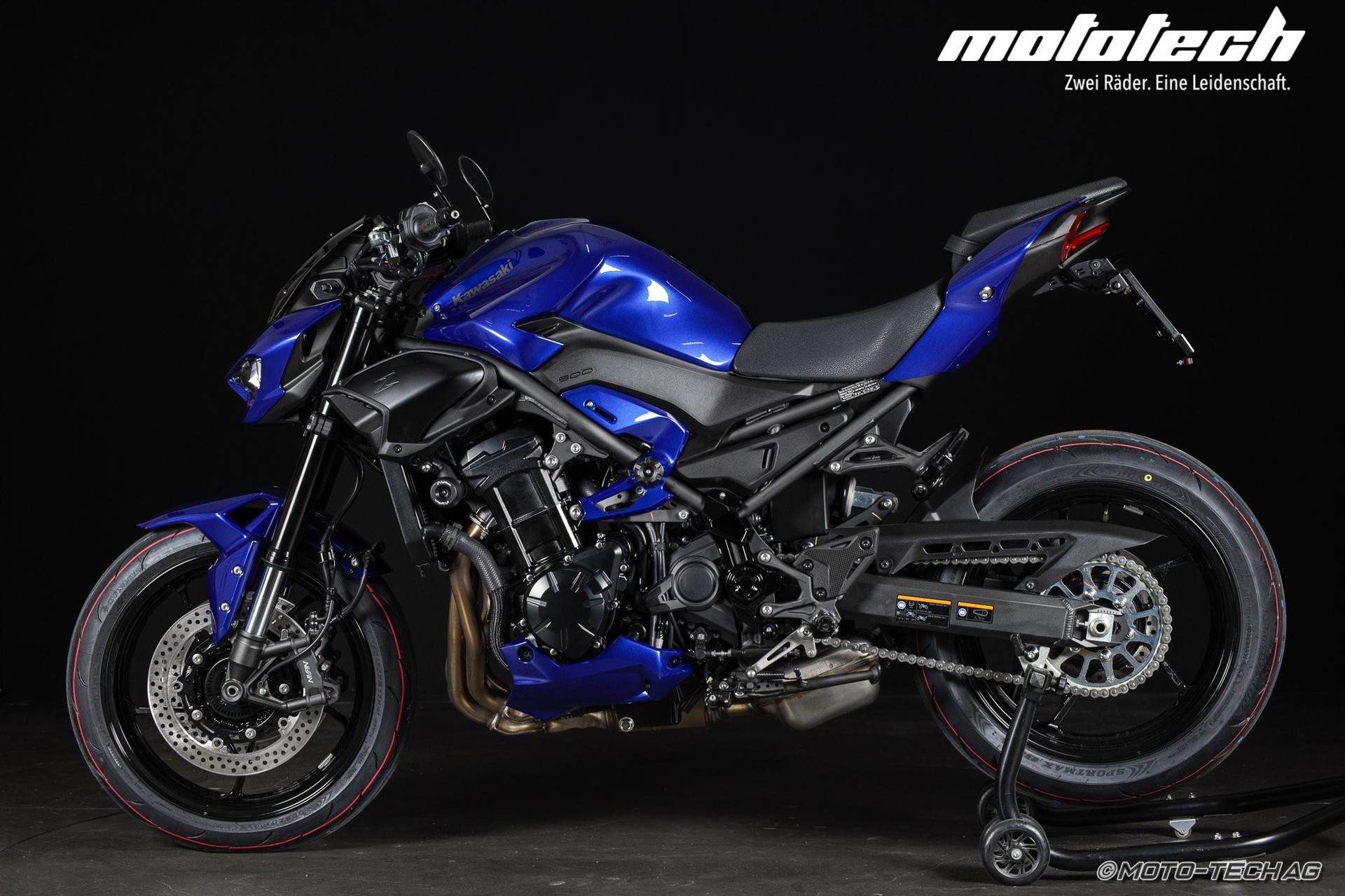 KAWASAKI Z 900 MY26 (35/91kW) STAGE 1 Dark Nightblue-image-4
