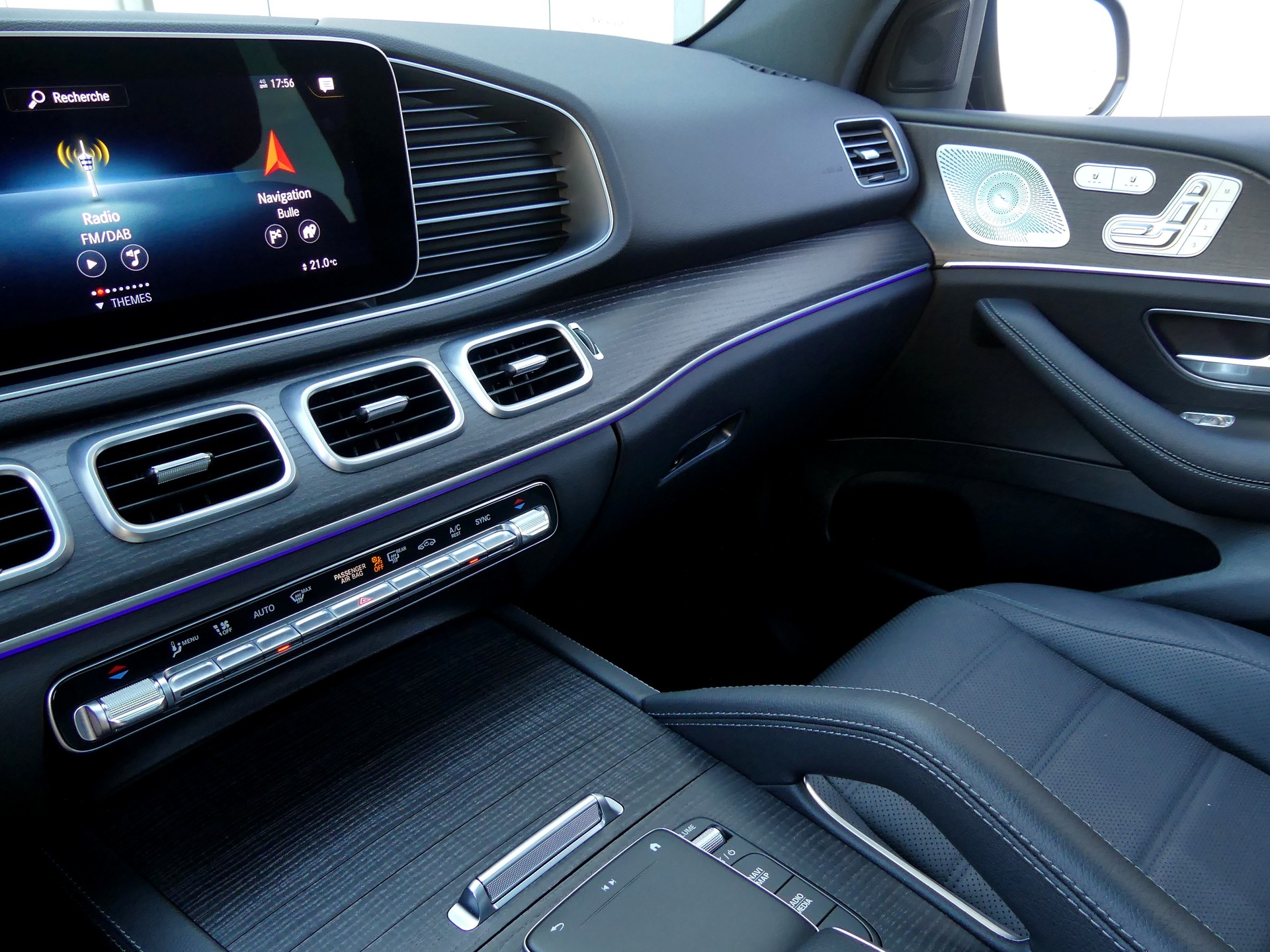 MERCEDES-BENZ GLE 450 AMG Line 4Matic-image-8