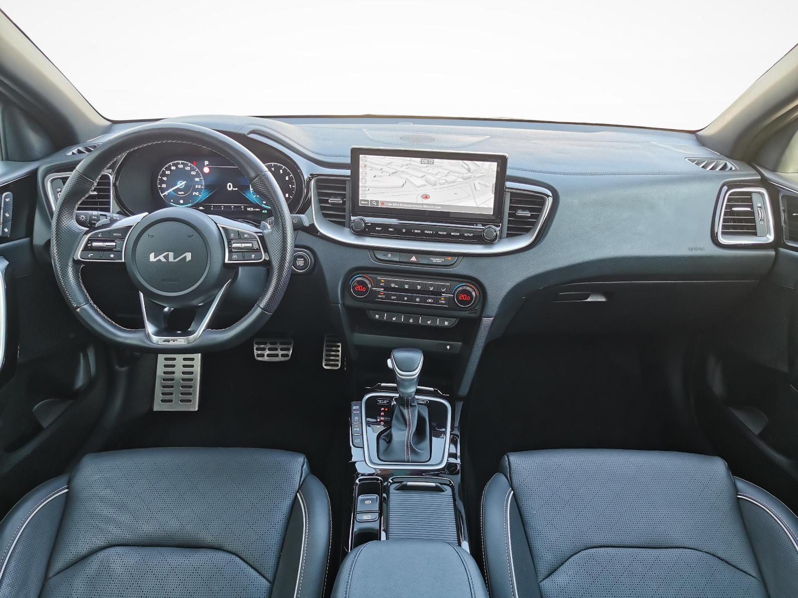 KIA Ceed 1.5 T-GDi MHEV GT-Line-showroom-element-3