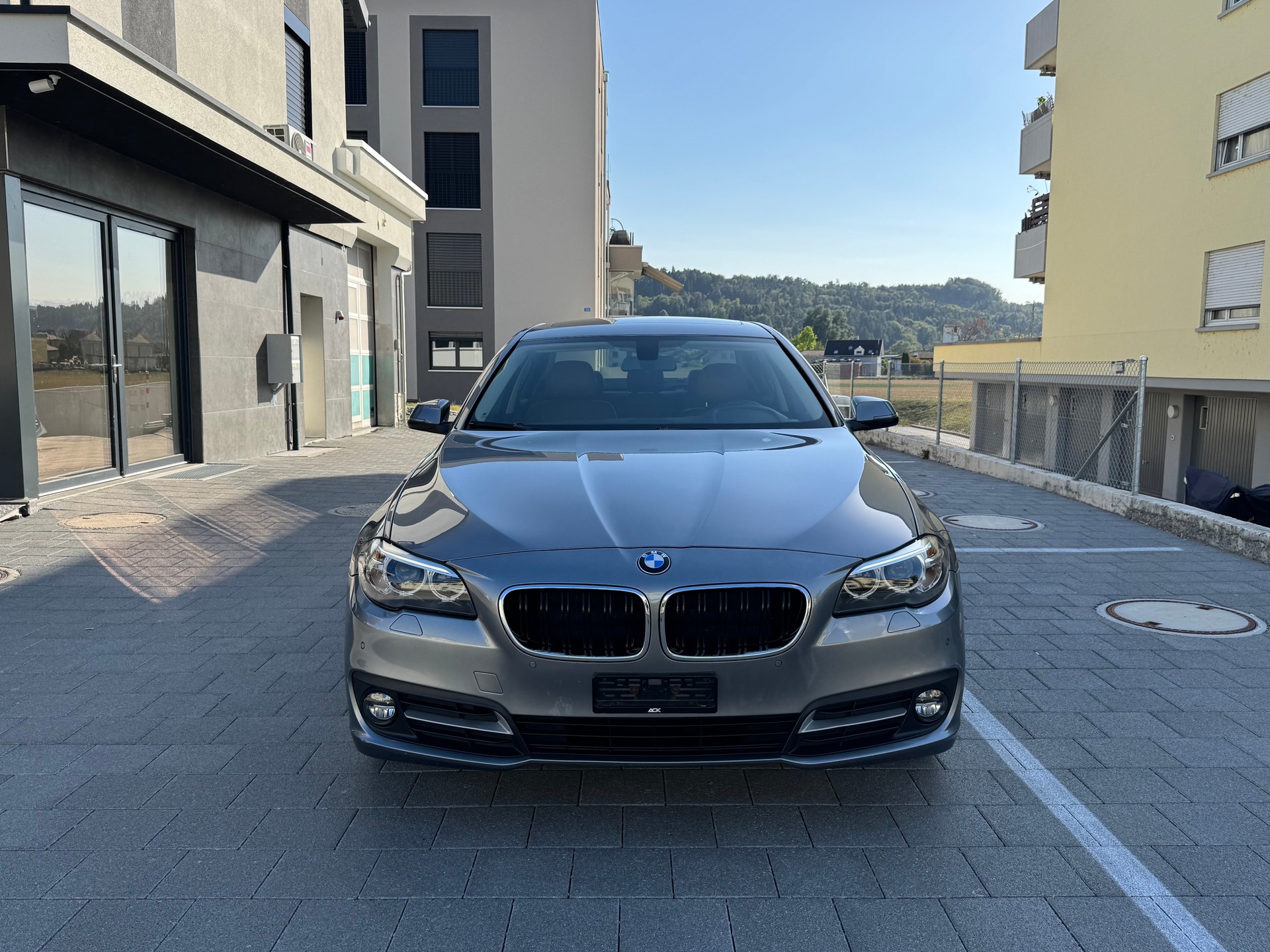 BMW 520d berline-image-7