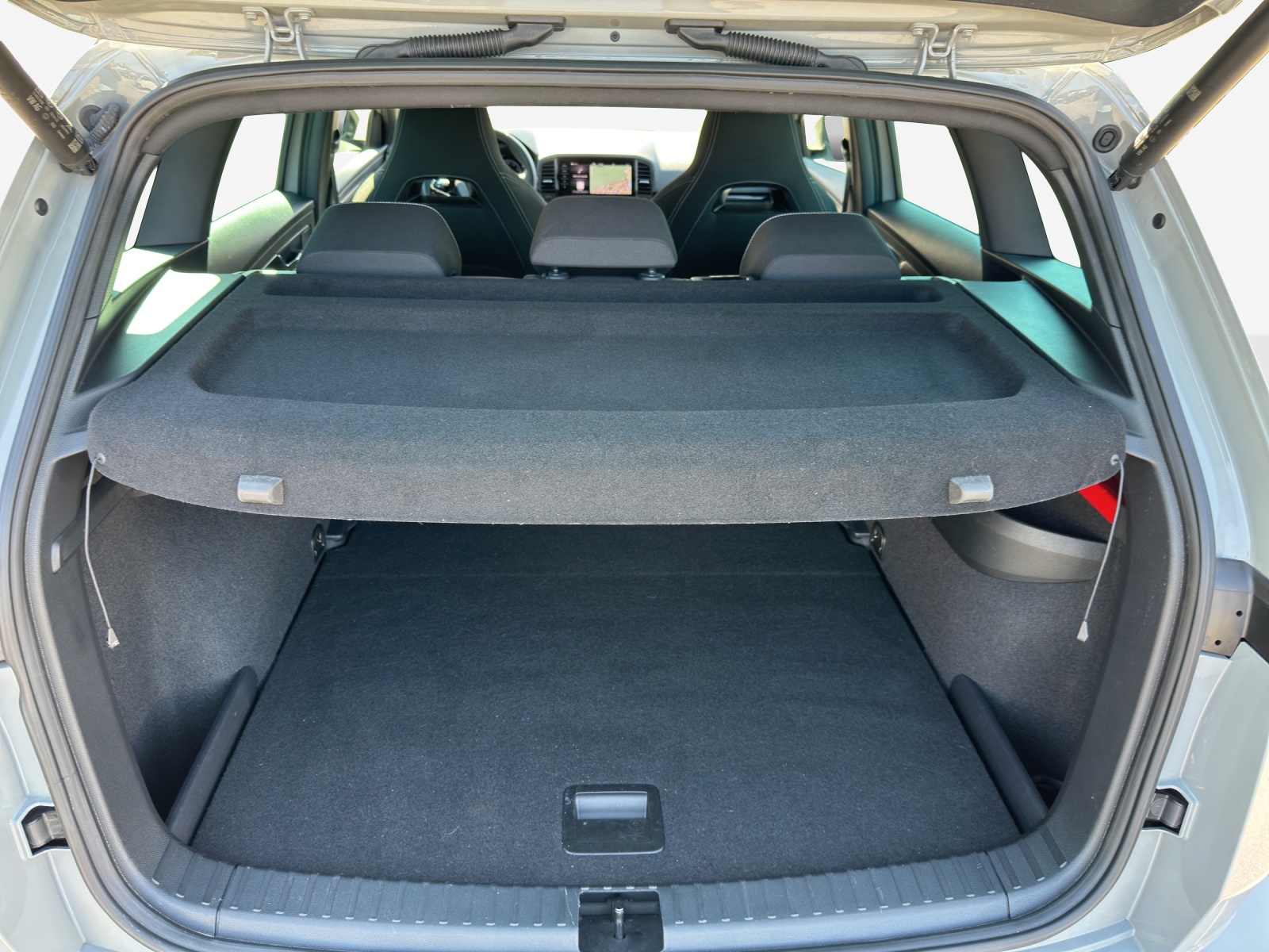 SKODA Karoq 1.5 TSI SportLine DSG-image-12