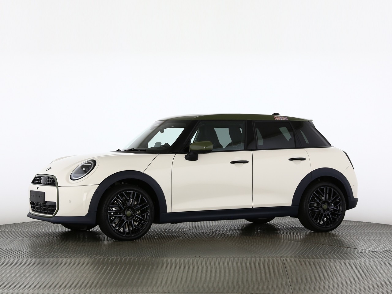 MINI Cooper S DKG-showroom-element-3
