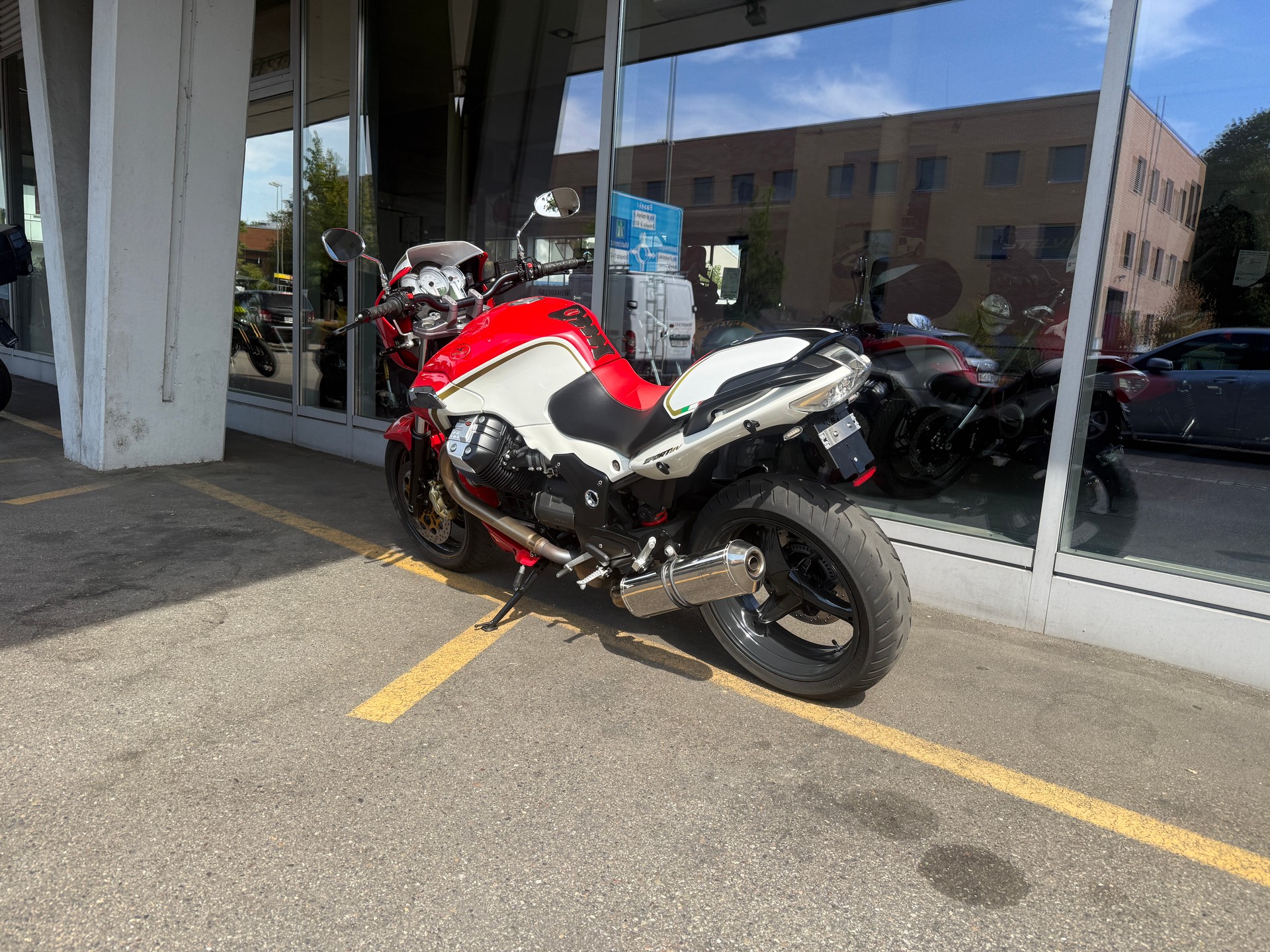MOTO GUZZI Sport 1200 4 V ABS Rosso Corsa-image-9