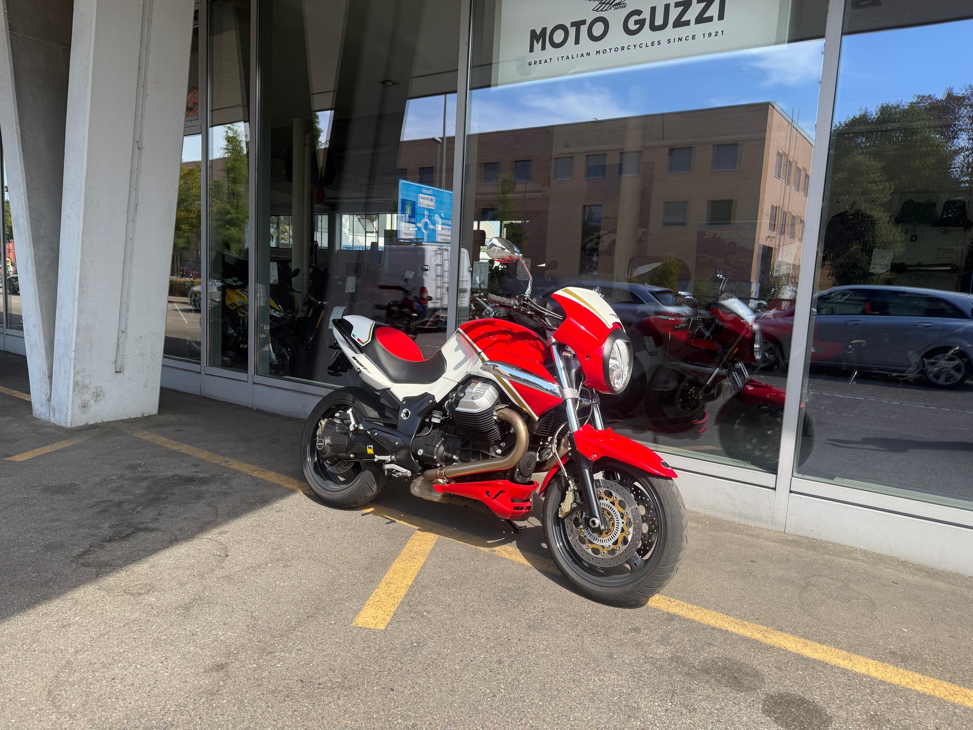 MOTO GUZZI Sport 1200 4 V ABS Rosso Corsa