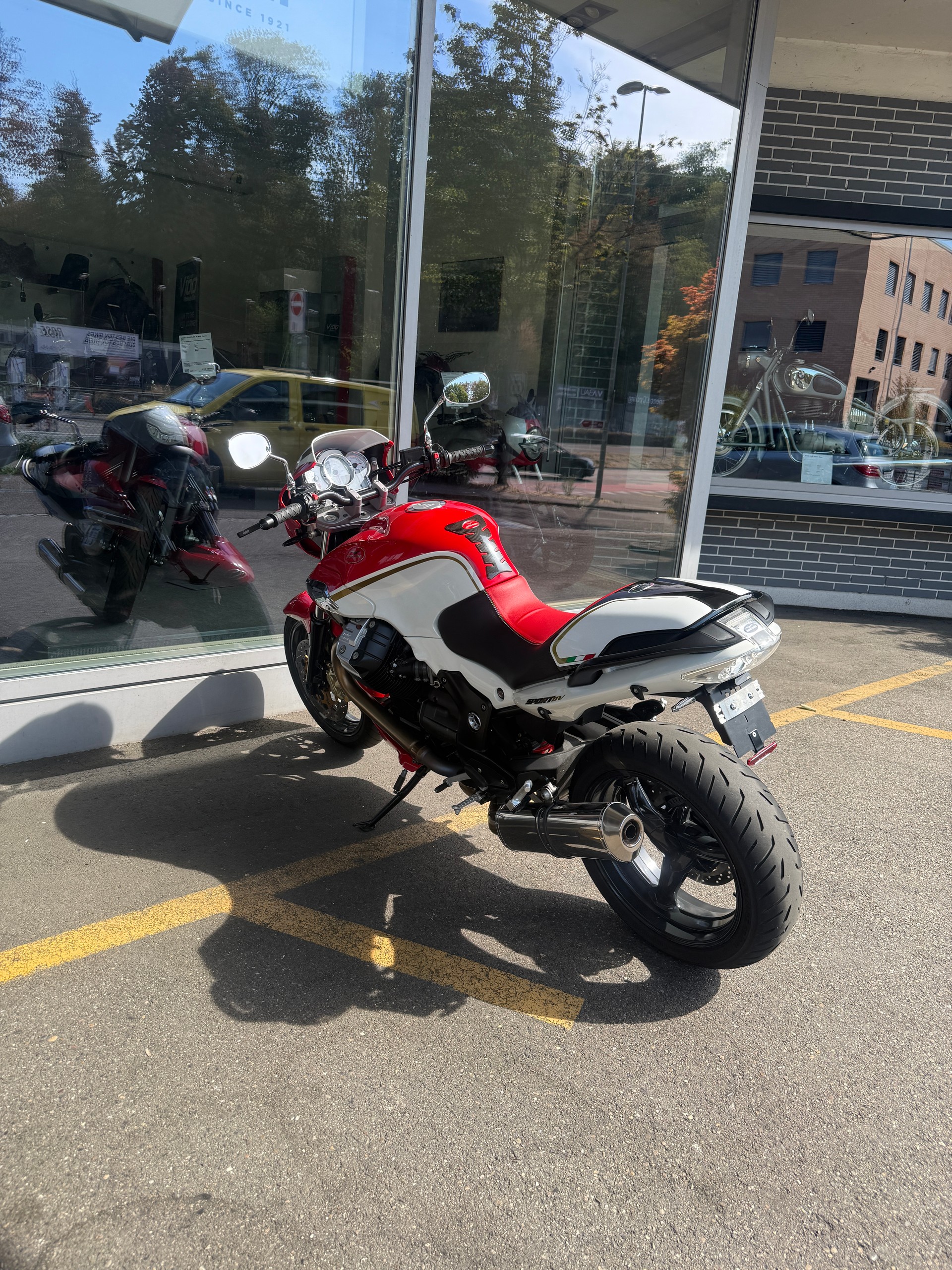 MOTO GUZZI Sport 1200 4 V ABS Rosso Corsa-image-10