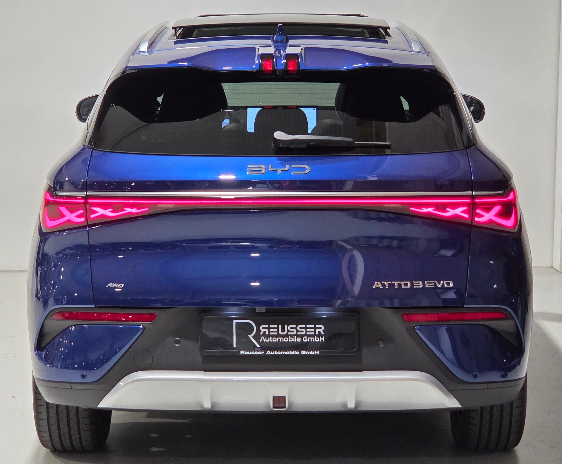 BYD ATTO 3 EVO EXCELLENCE AWD-showroom-element-3
