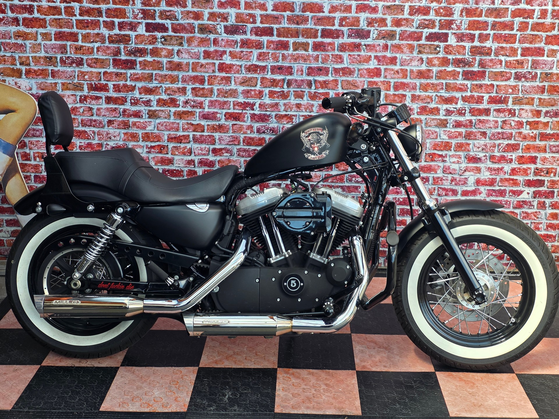 HARLEY-DAVIDSON XL 1200 X Forty Eight-showroom-element-2