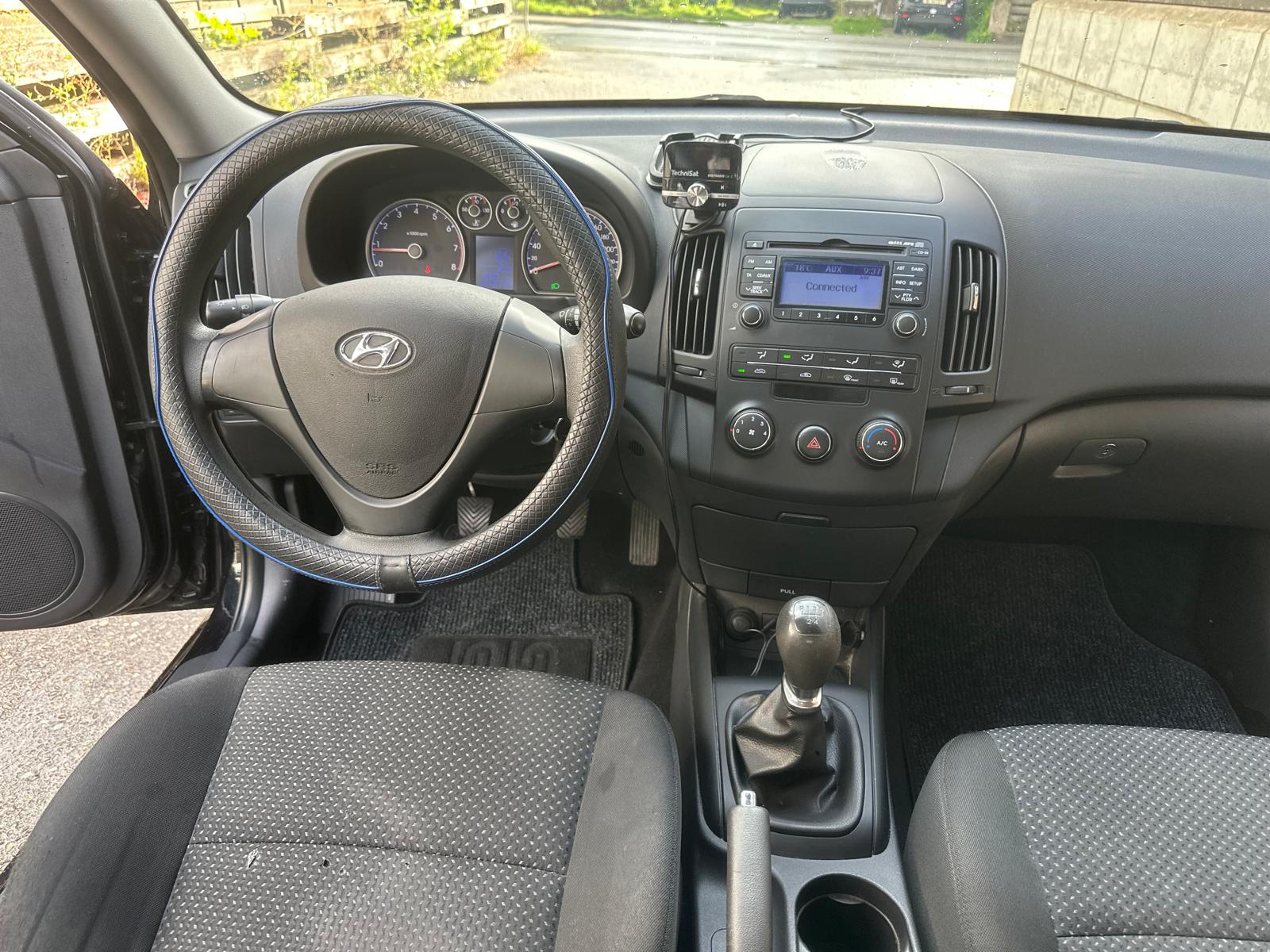 HYUNDAI i30 Wagon 1.4 Comfort-image-7