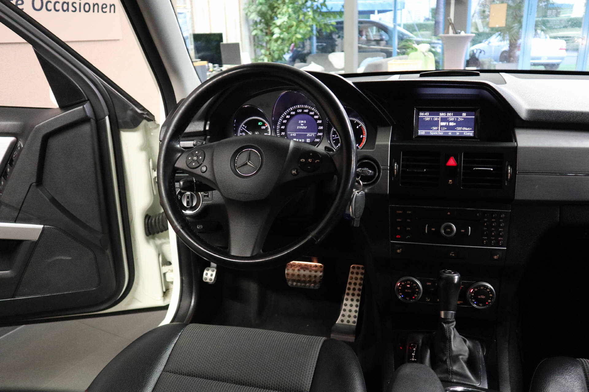 MERCEDES-BENZ GLK 220 CDI BlueEF 4m-image-11