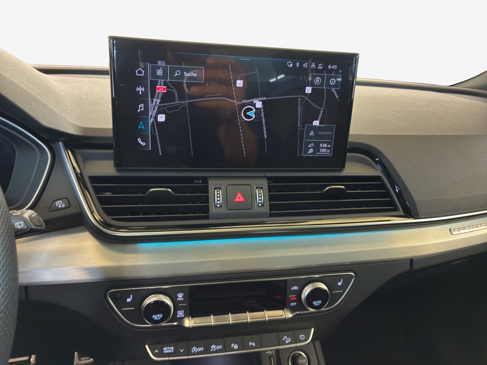 AUDI Q5 Sportback 40 TDI Blackedition quattro S-tronic-image-10