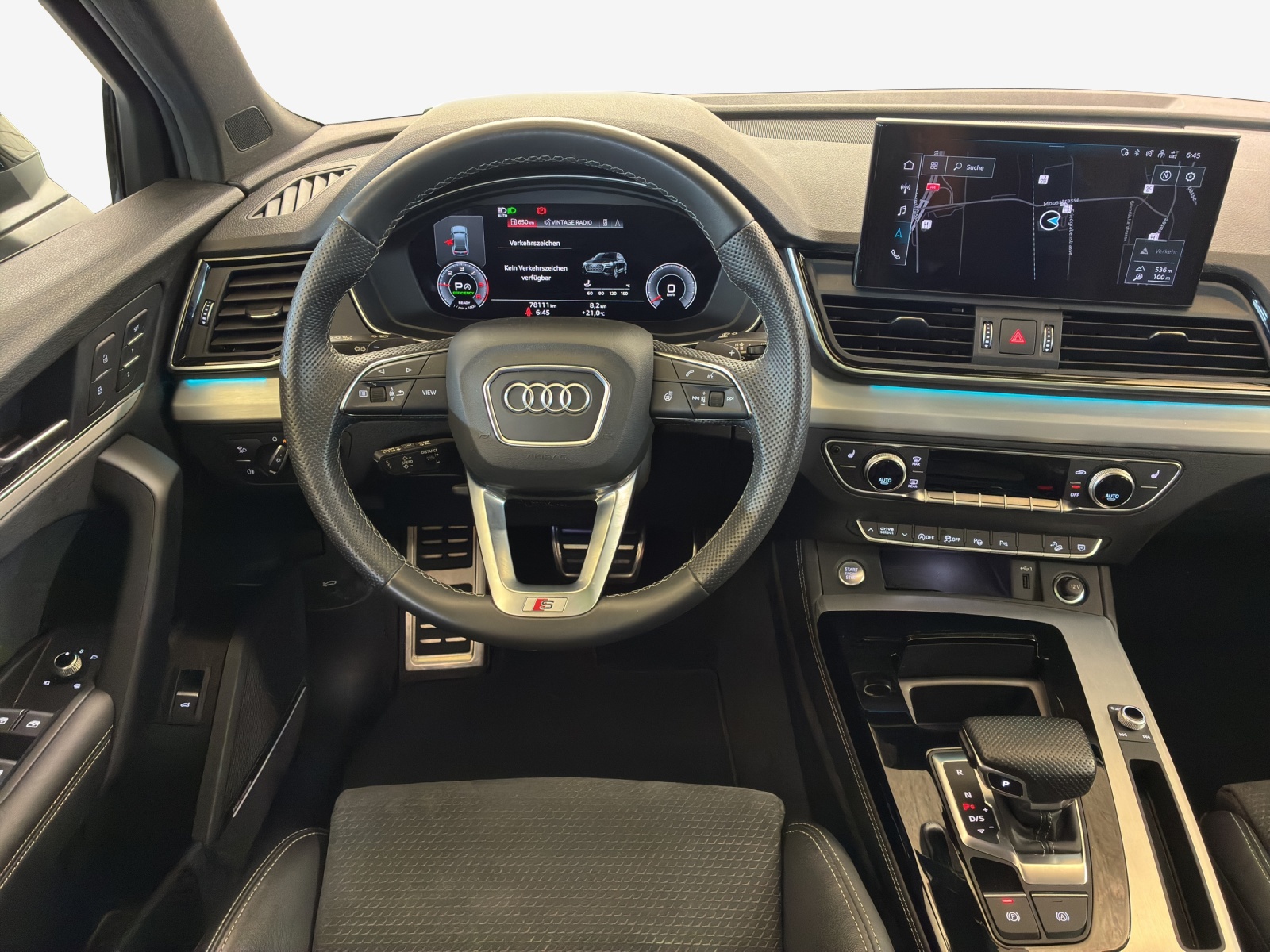 AUDI Q5 Sportback 40 TDI Blackedition quattro S-tronic-image-8