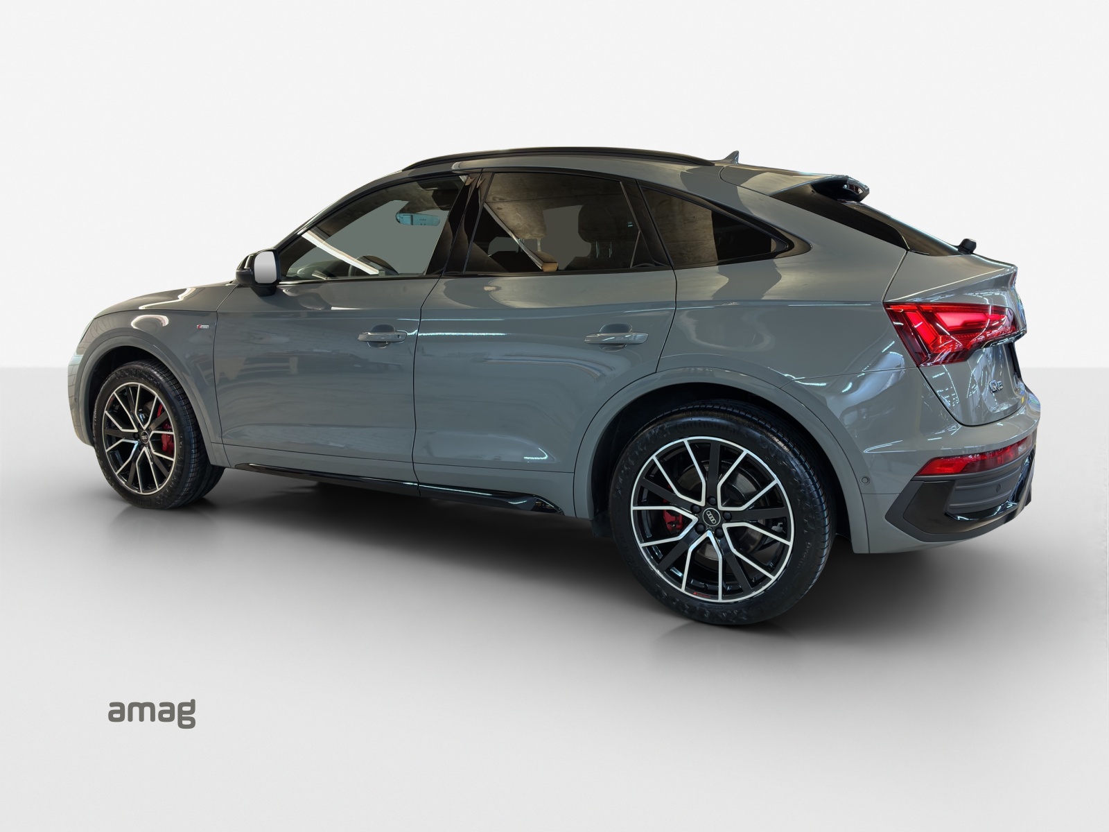 AUDI Q5 Sportback 40 TDI Blackedition quattro S-tronic-showroom-element-2