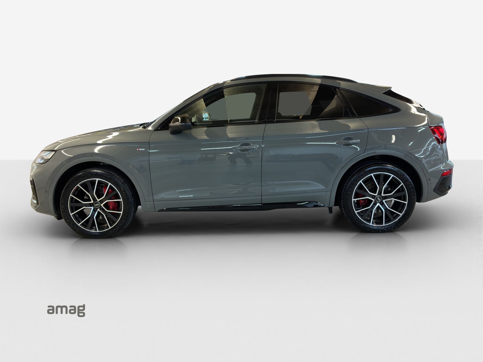 AUDI Q5 Sportback 40 TDI Blackedition quattro S-tronic-showroom-element-1
