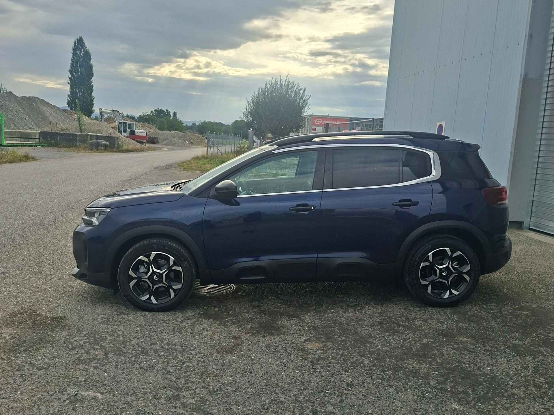 CITROEN C5 Aircross 1.2 HEV Max-showroom-element-1