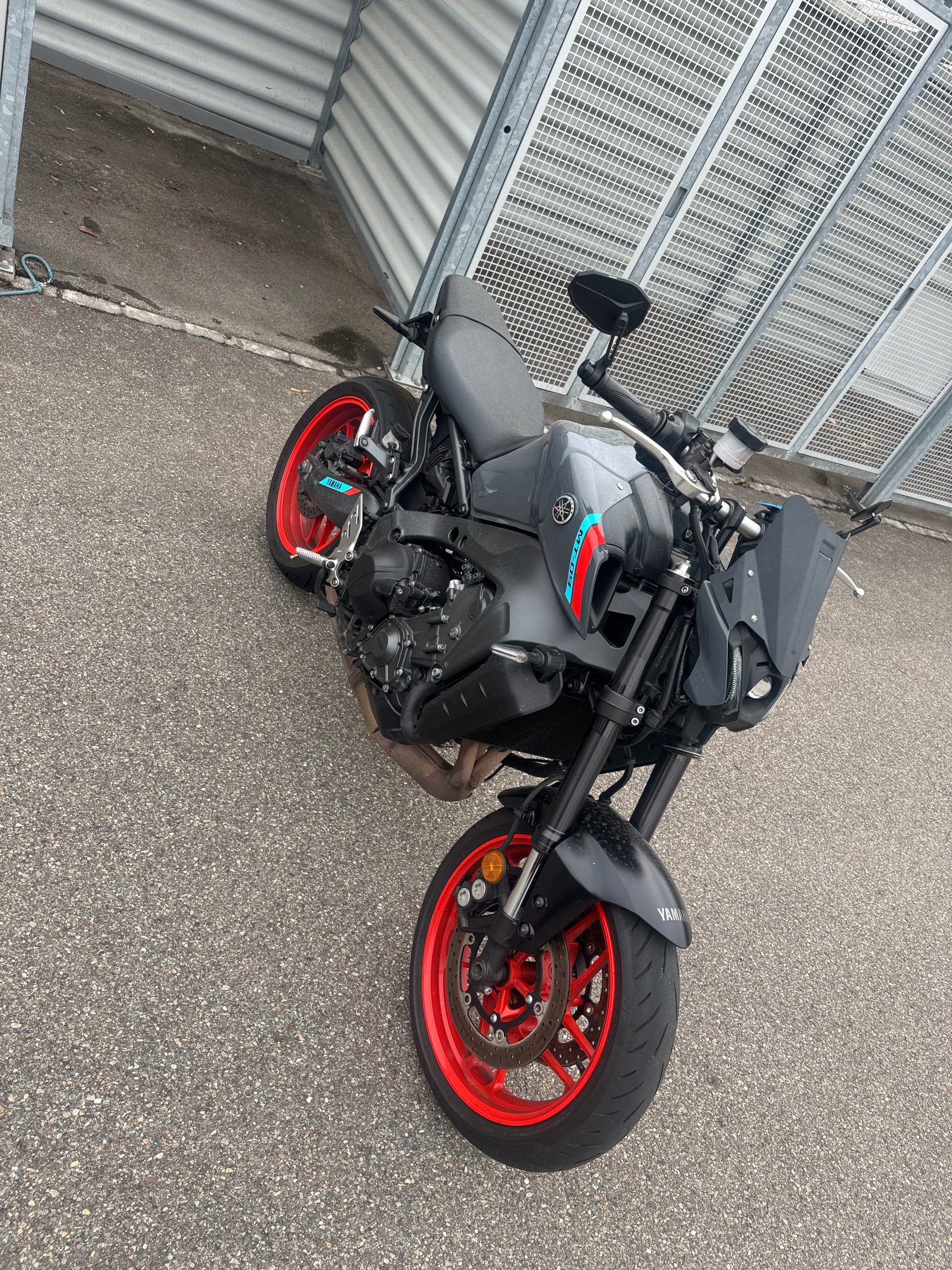 YAMAHA MT-09-image-5